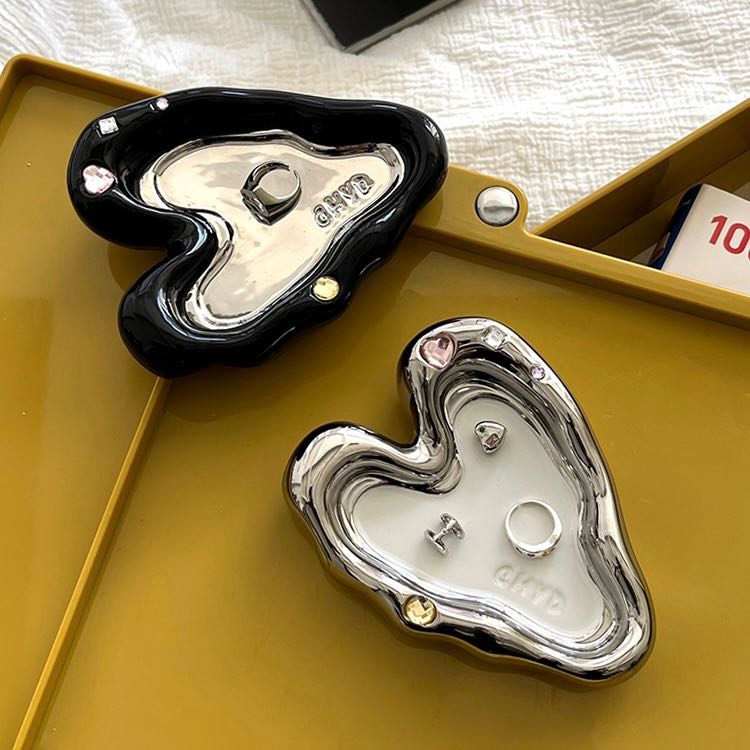 Heart tray (Pre-order)