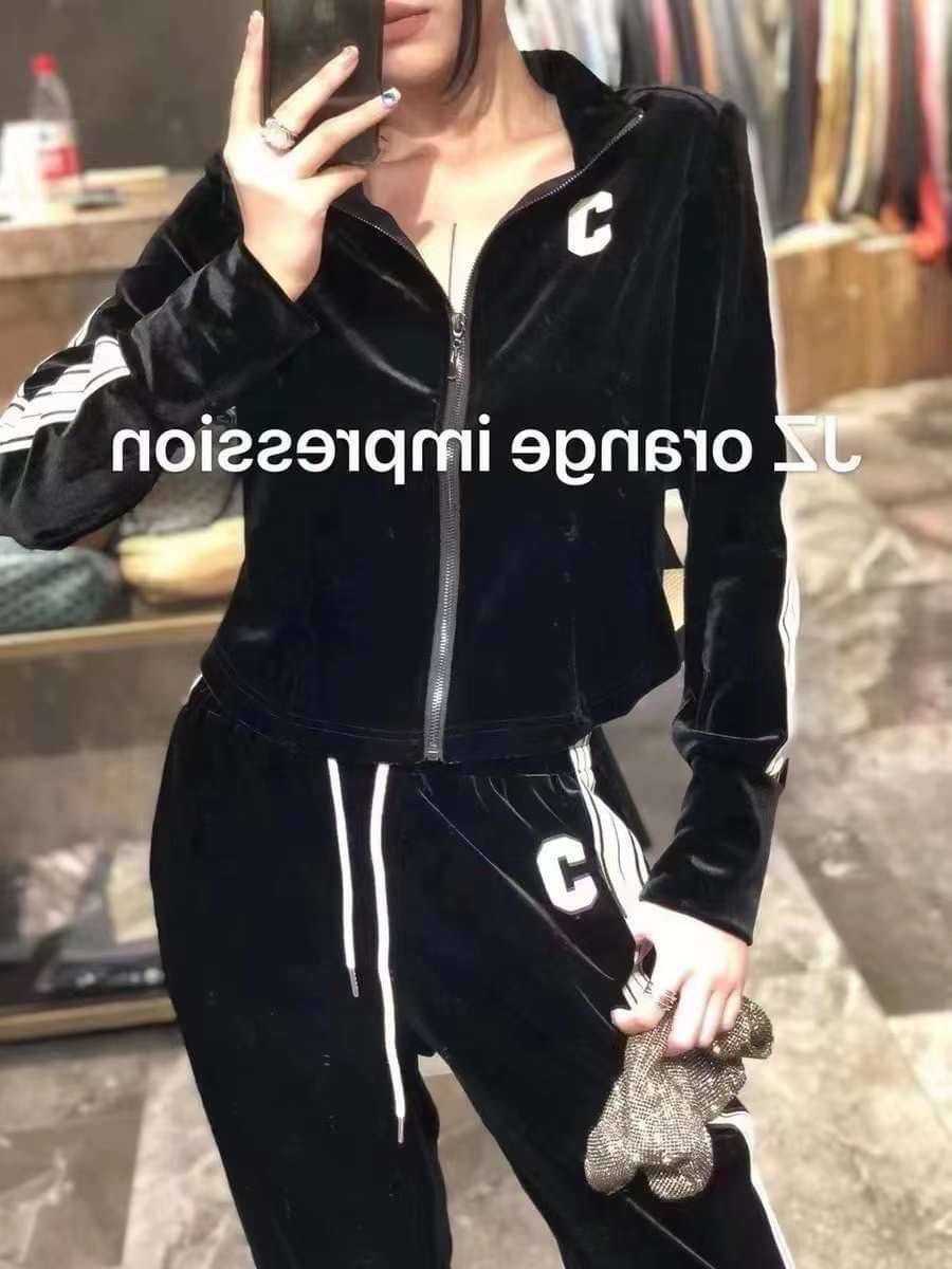 Set เสื้อคลุมแขนยาวเนื้อผ้ากำมะหยี่ + กางเกงขายาว CELINE