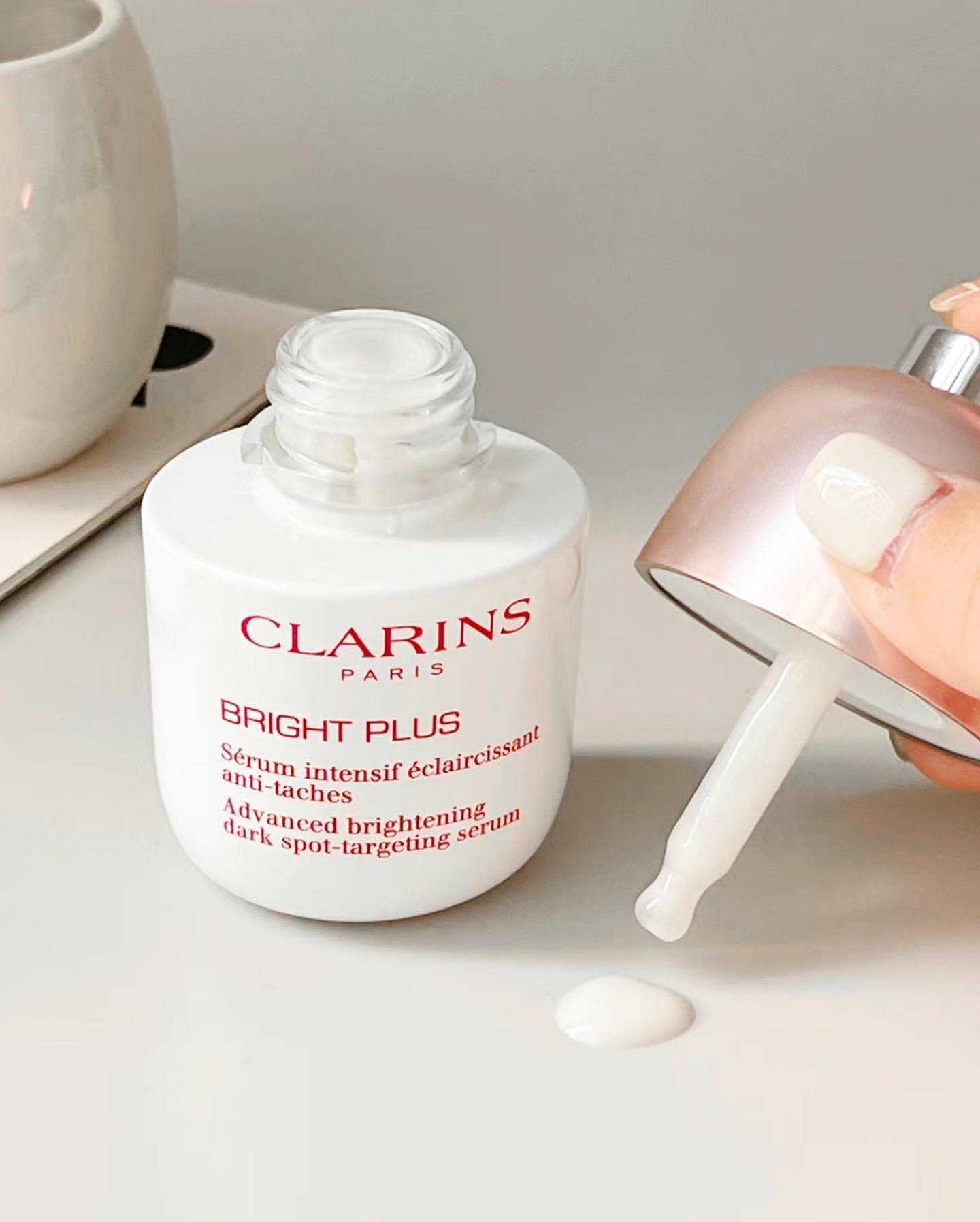 Clarins Bright Plus Advanced Brightening Dark Spot Targeting Serum