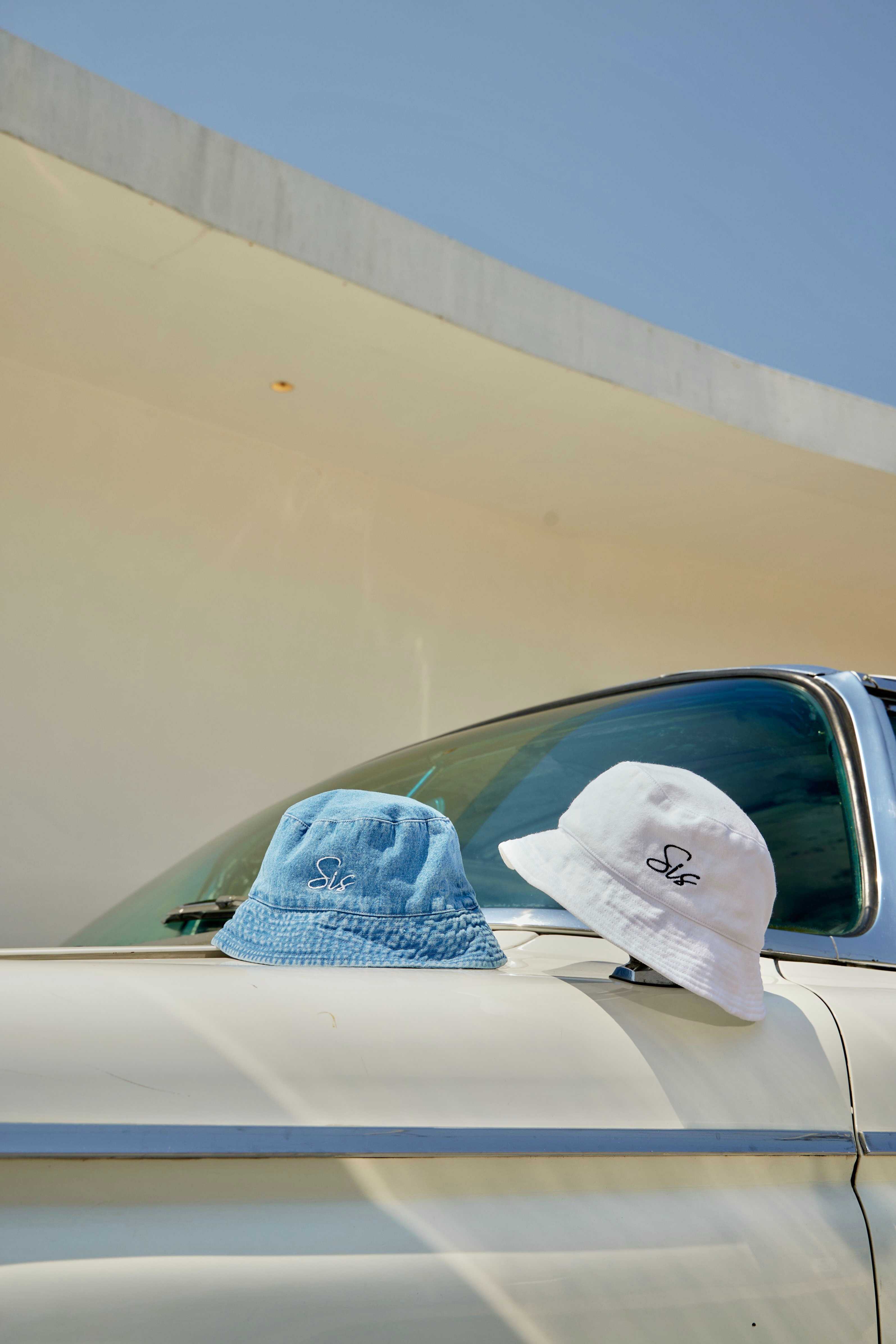 Sis story หมวก ทรง บัคเก็ต Sis Bucket Hats - Blue/ White