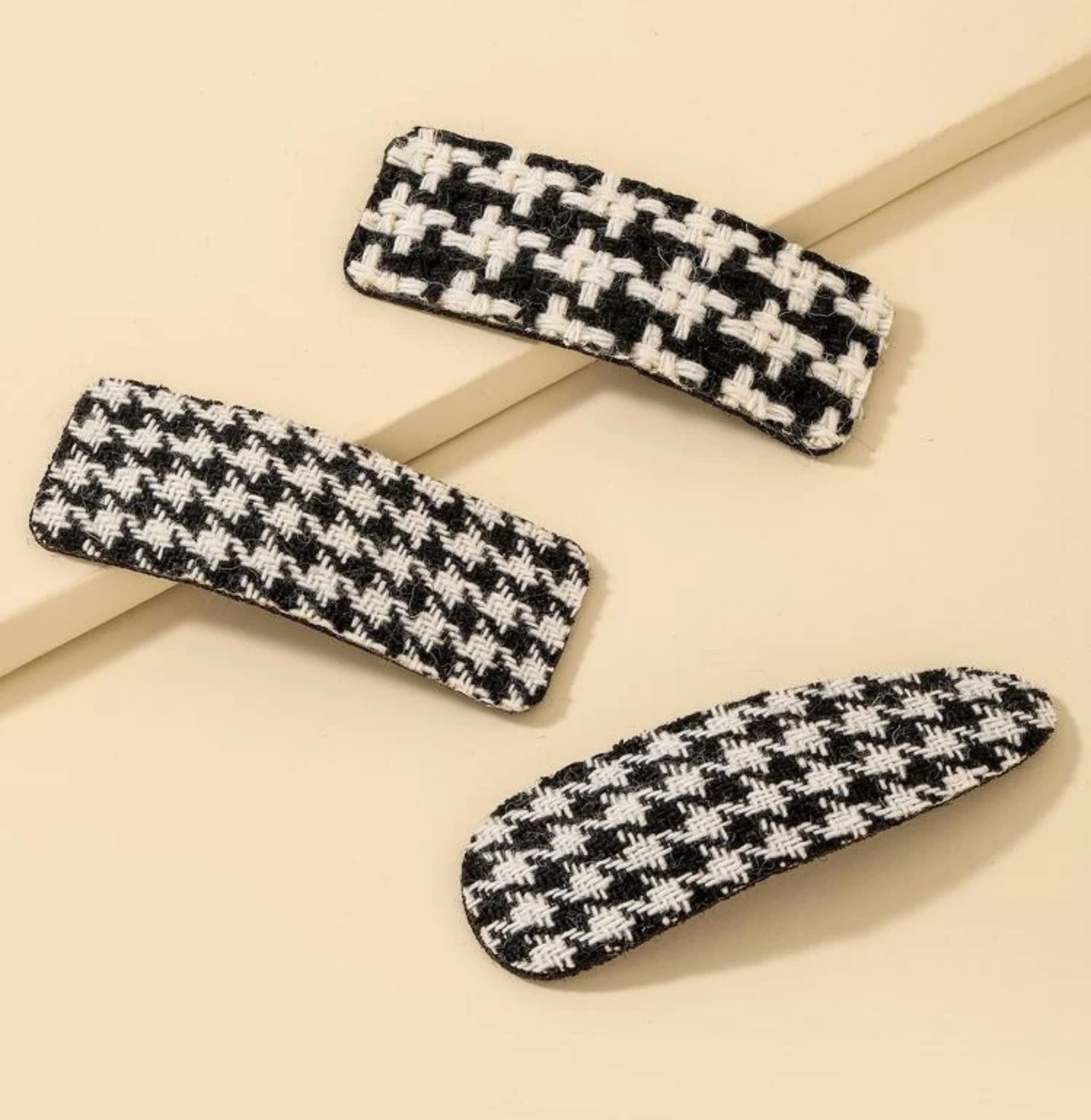 TWEED HAIR CLIP
