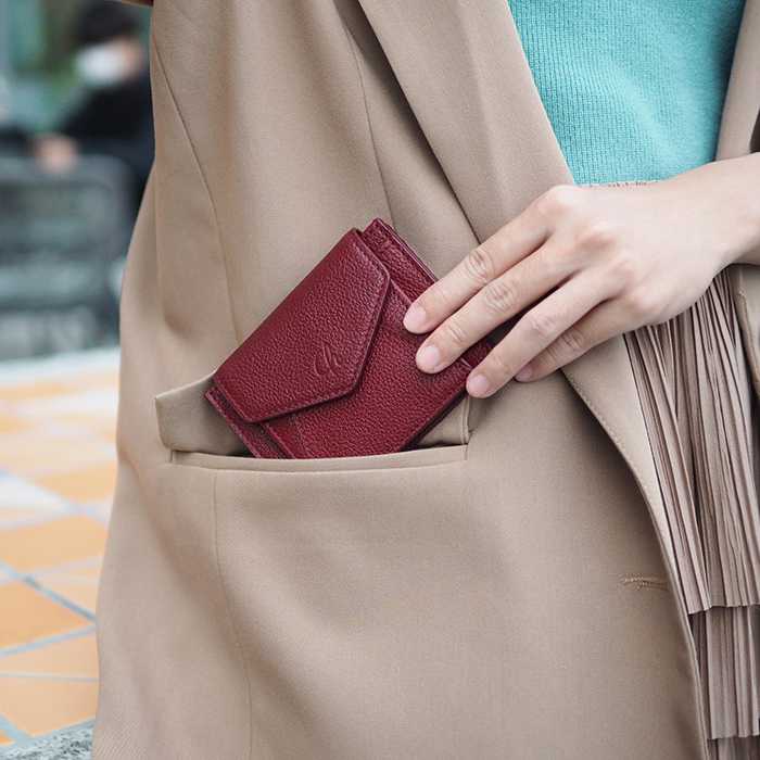 Daily บาง เบา จุได้ครบ ทรงน่ารักมากๆ Multi-function Mini purse