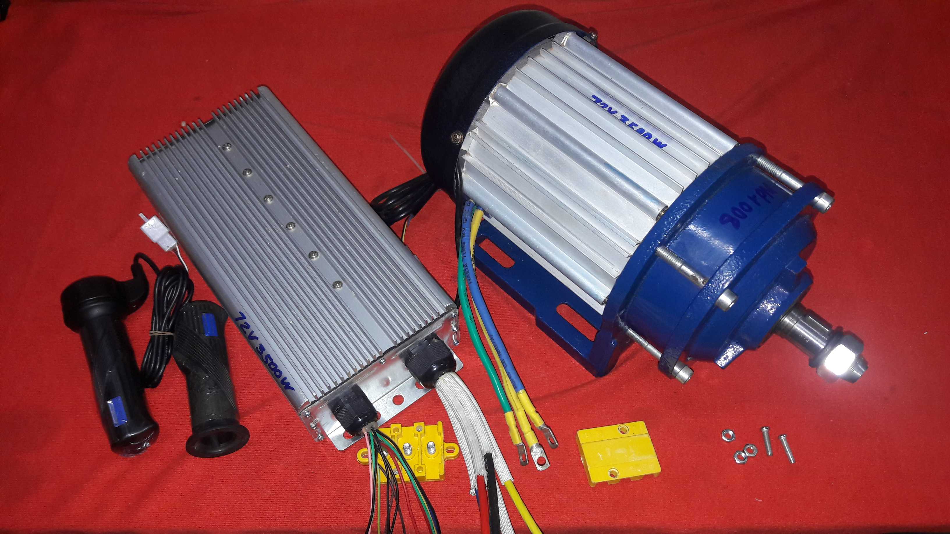 20K#SET2500H6-00071# ชุด 2500W 60V 630รอบ  มอเตอร์+คอนโทล+คันเร่งมือ (รถไฟฟ้า ทำรถ บัสเลส)