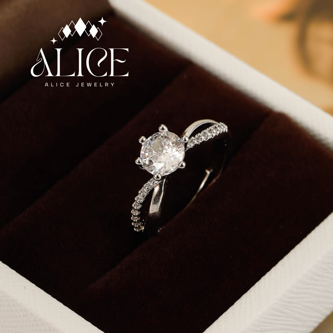Alice Jewelry แหวนเงิน S925 รุ่น  Elle Twist Ring (R11)