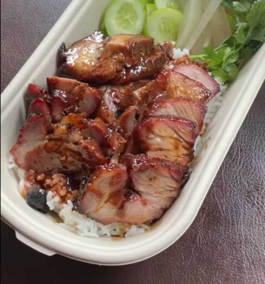 Chinese BBQ Pork on rice ข้าวหมูแดง
