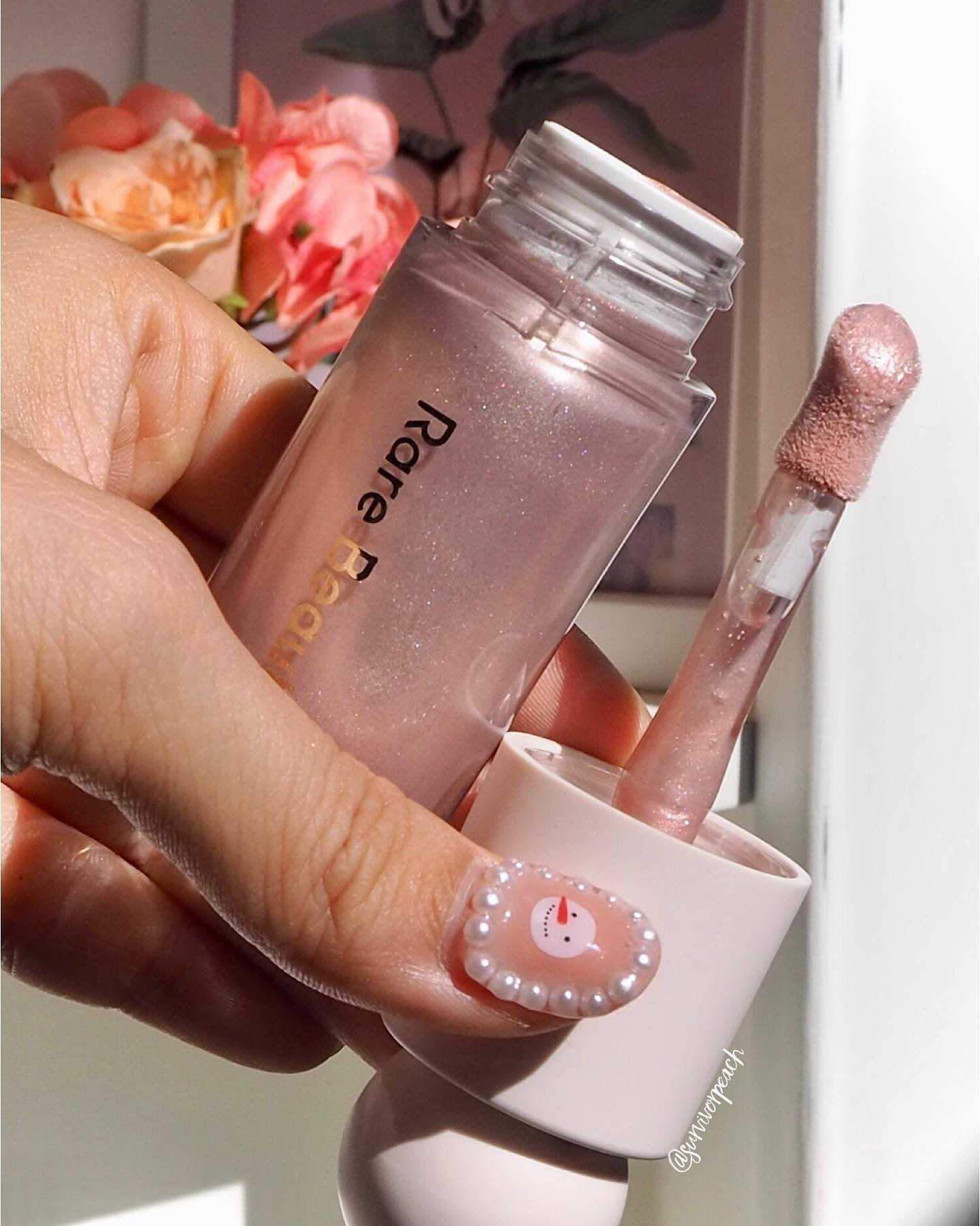 RARE BEAUTY Positive Light Liquid Luminizer 15ml. สี Enchant