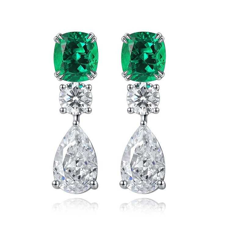 ต่างหู 3 diamond mix with emerald gemstone