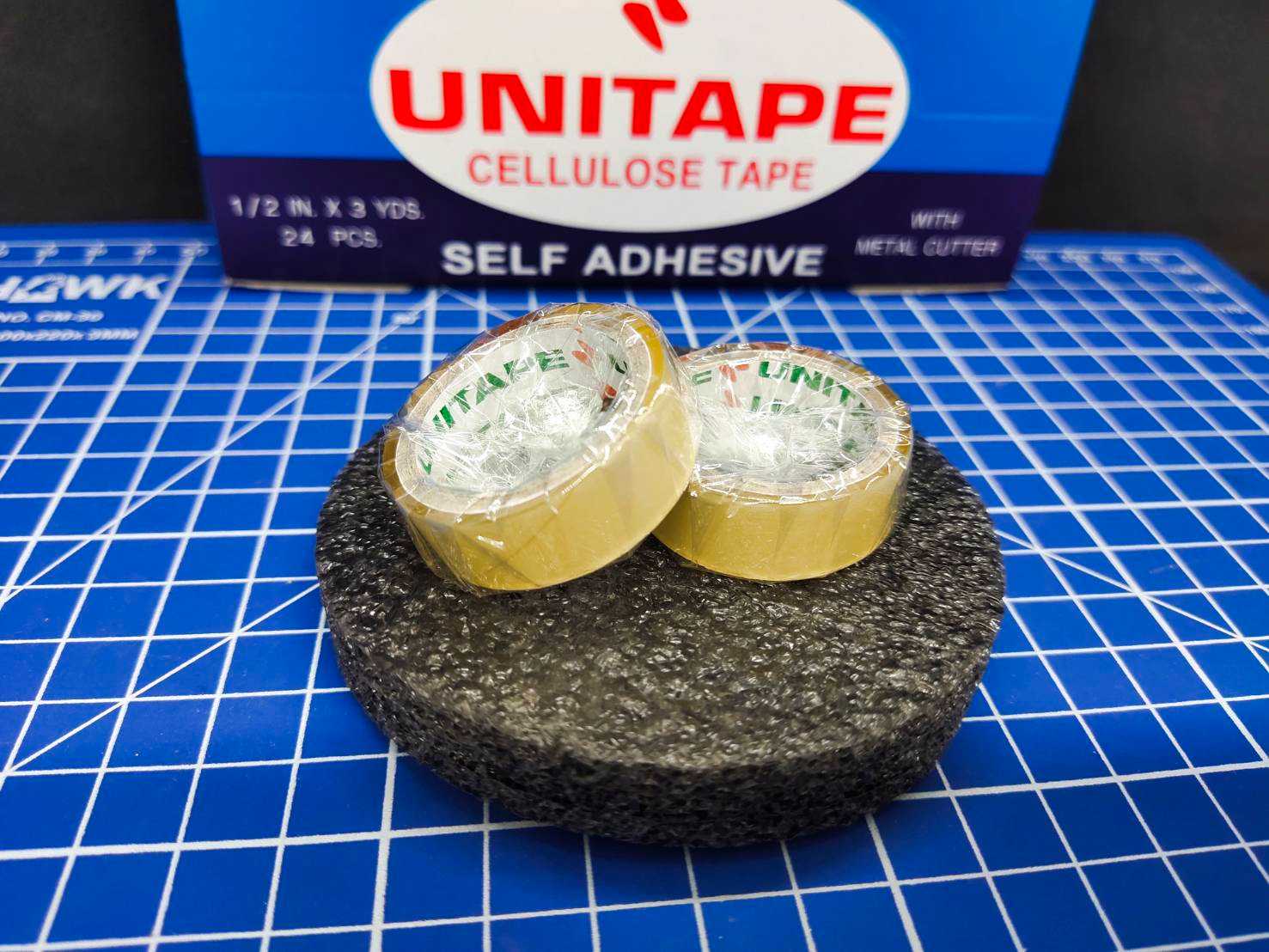 เทปใส UNITAPE 1/2นิ้ว (12mm x 3y) แกนเล็ก (1กล่องบรรจุุ 24ม้วน)