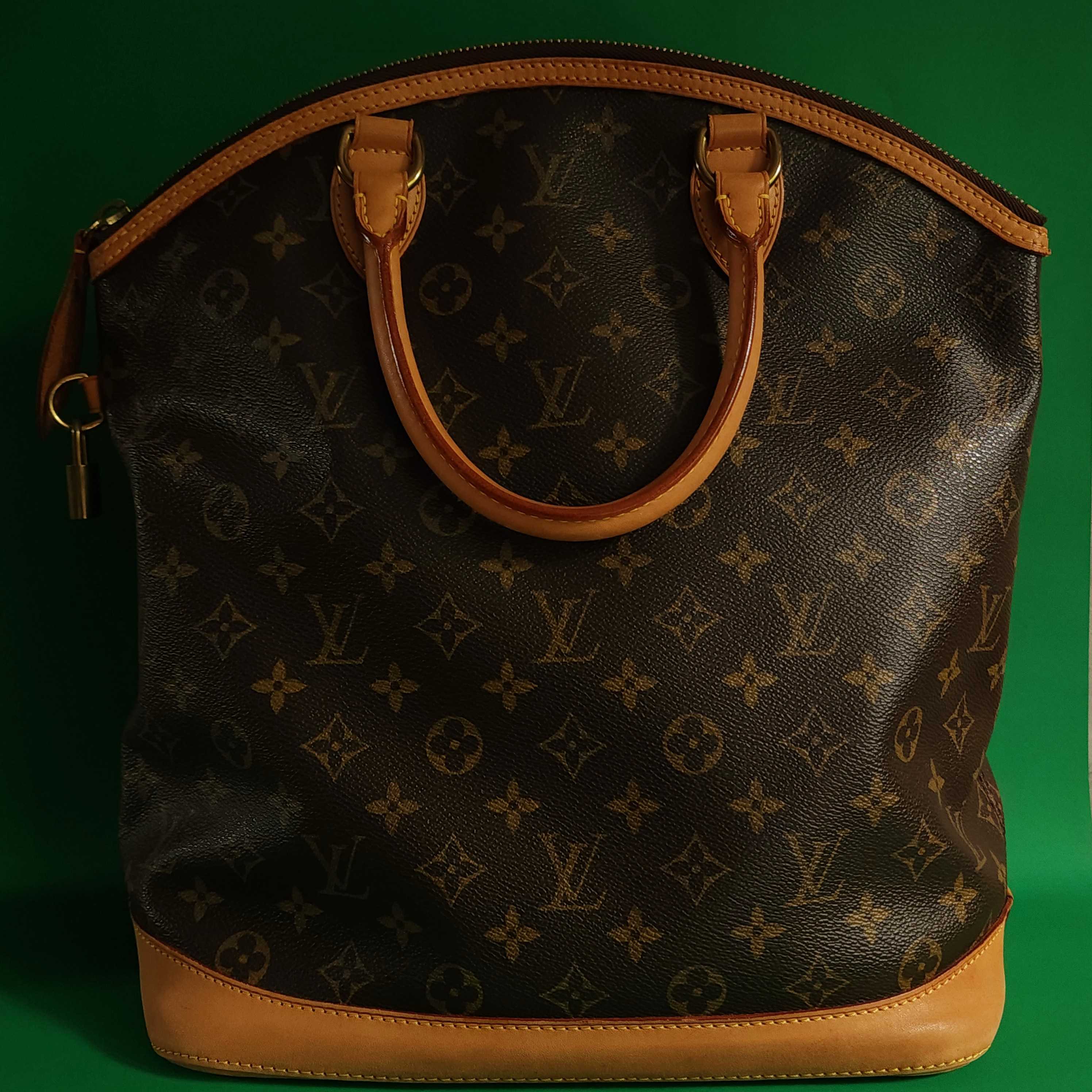 Y2006 Louis Vuitton Lockit Vertical GM
