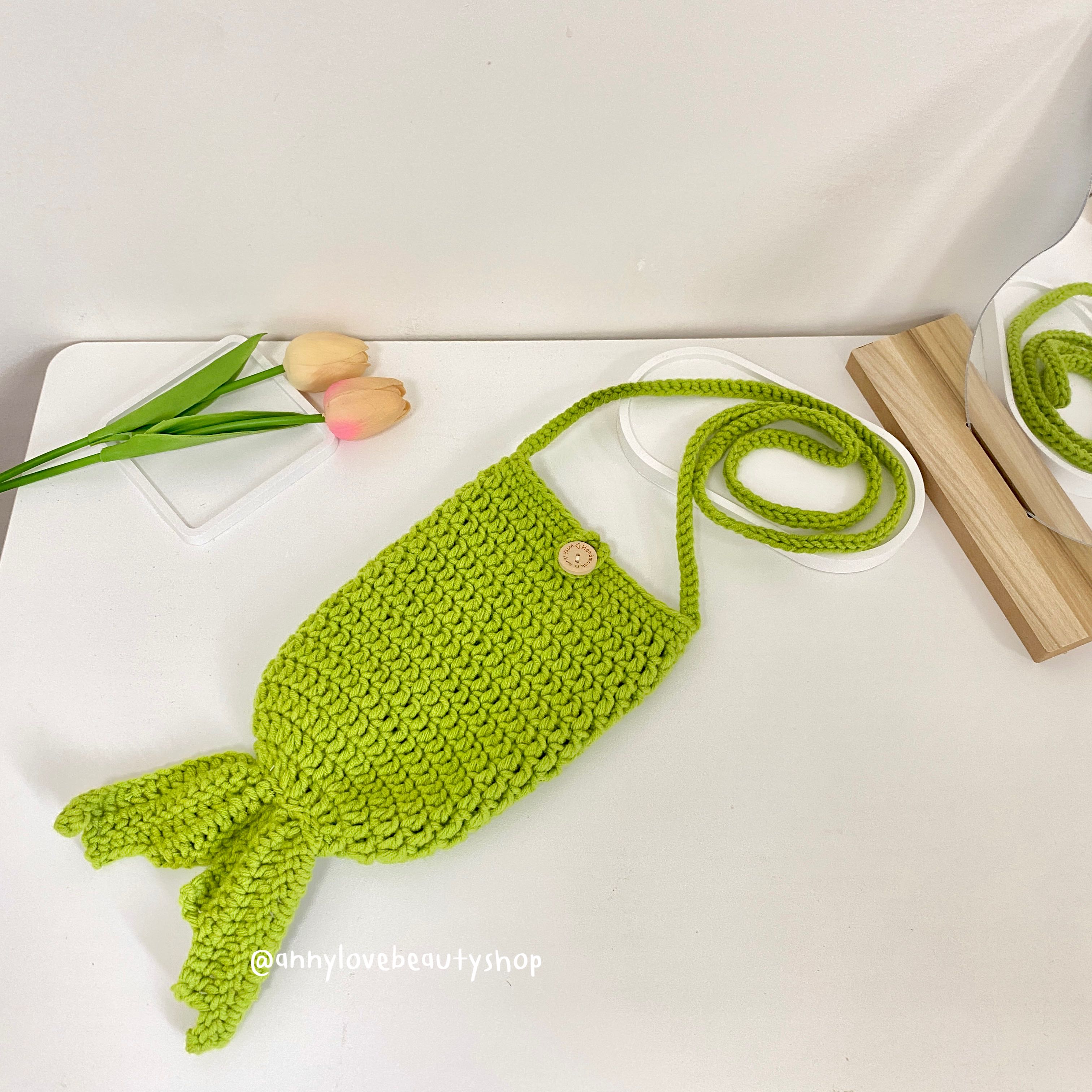 Handmade กระเป๋าสะพายข้างถักไหมพรม หางเงือกน้อย🧜‍♀️