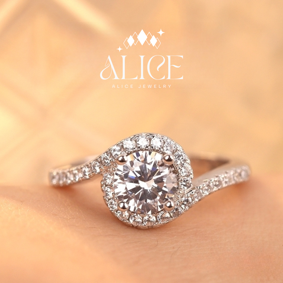 Alice Jewelry แหวนเงิน รุ่น Swirl Vintage Halo Ring (R06)