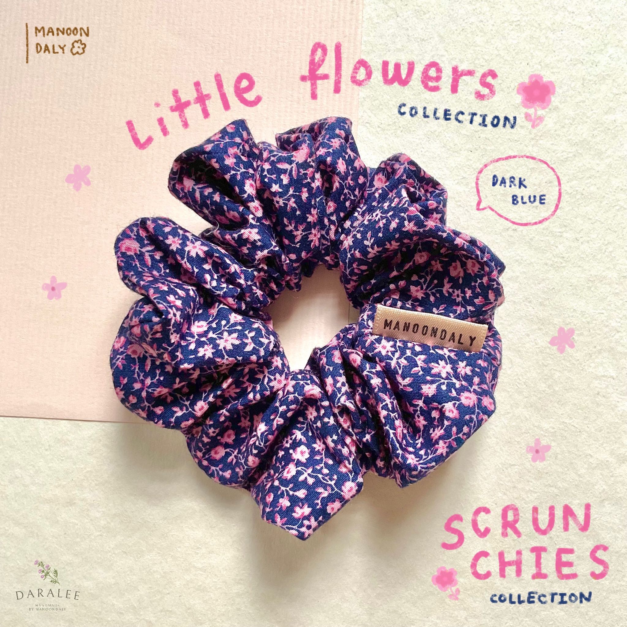 Scrunchie | Dark Blue flower