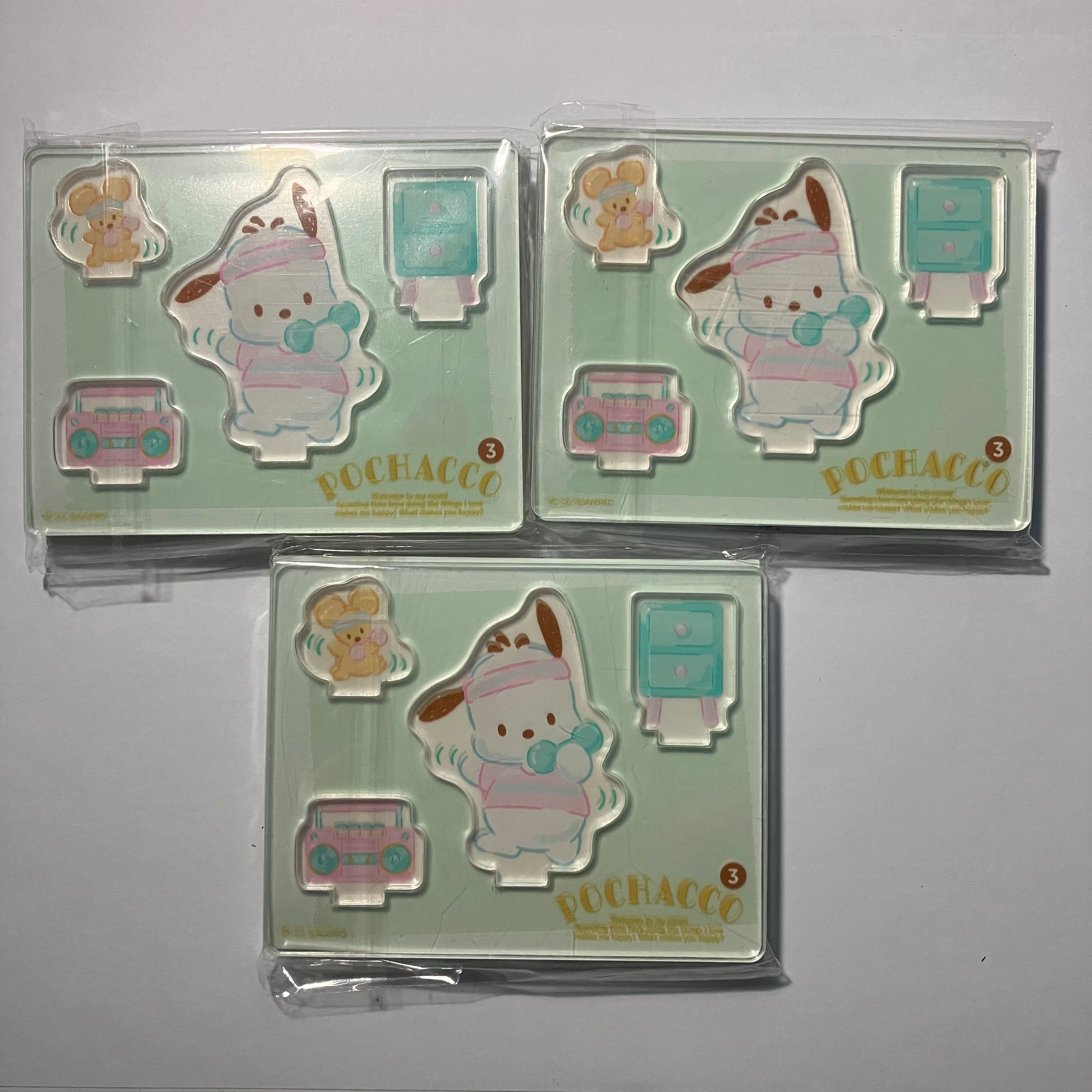 พร้อมส่ง sanrio pochacco acrylic stand + jelly bean