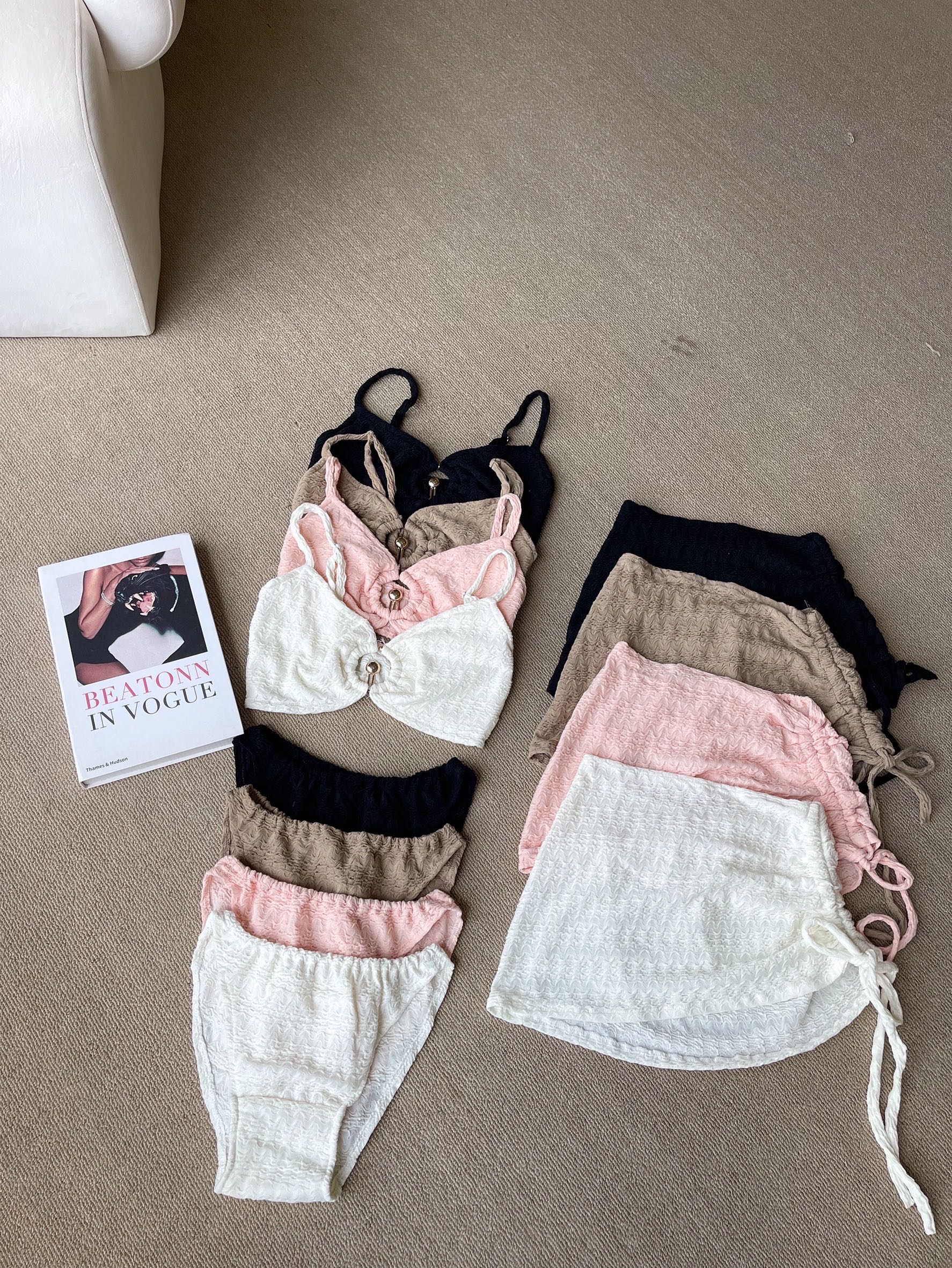 Bikini Set 3ชิ้น แต่งอะไหล่ห่วง
