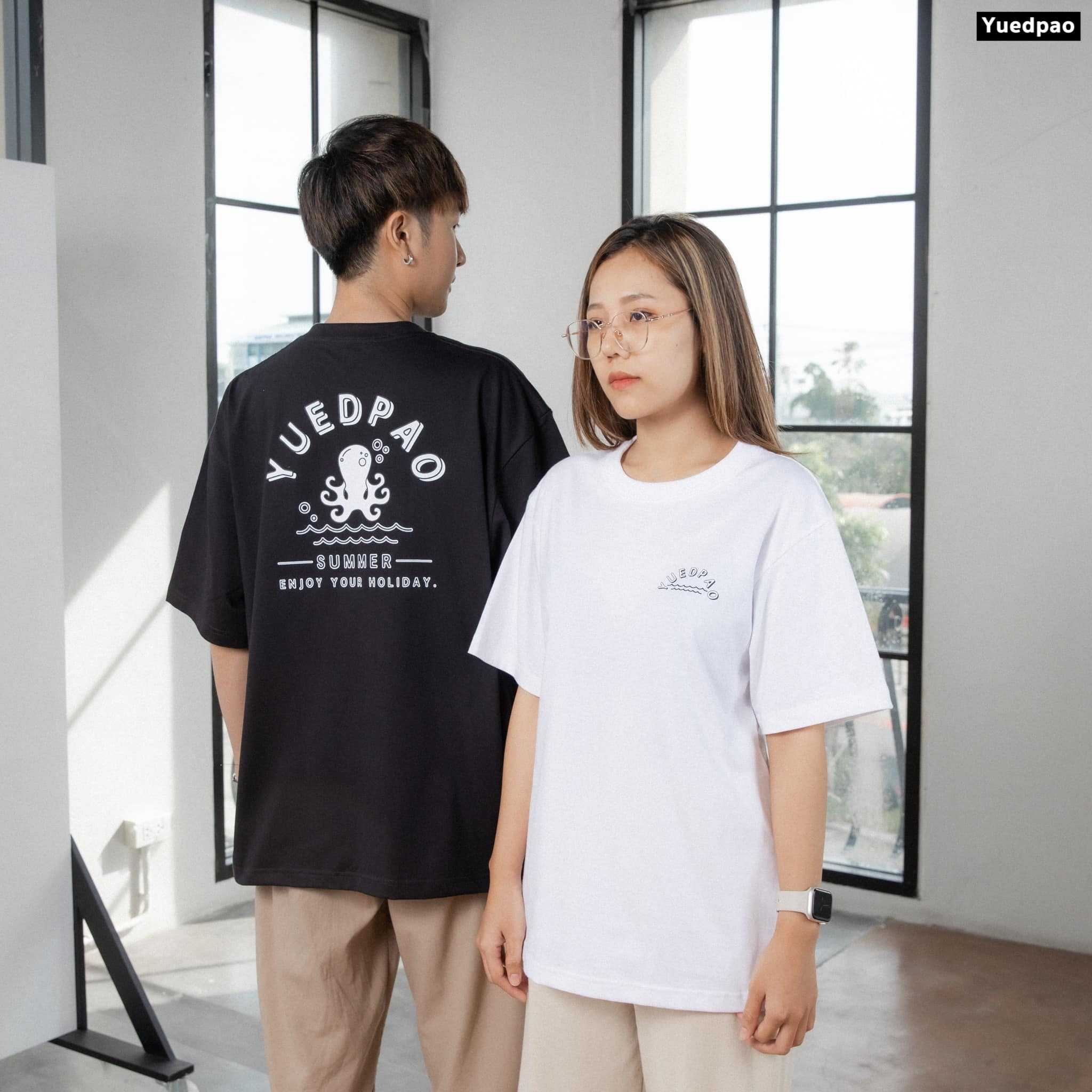 Yuedpao เสื้อยืด OVERSIZE รับประกันไม่ย้วย 2 ปี เสื้อยืดสีพื้น OVERSIZE_Tako สีขาว