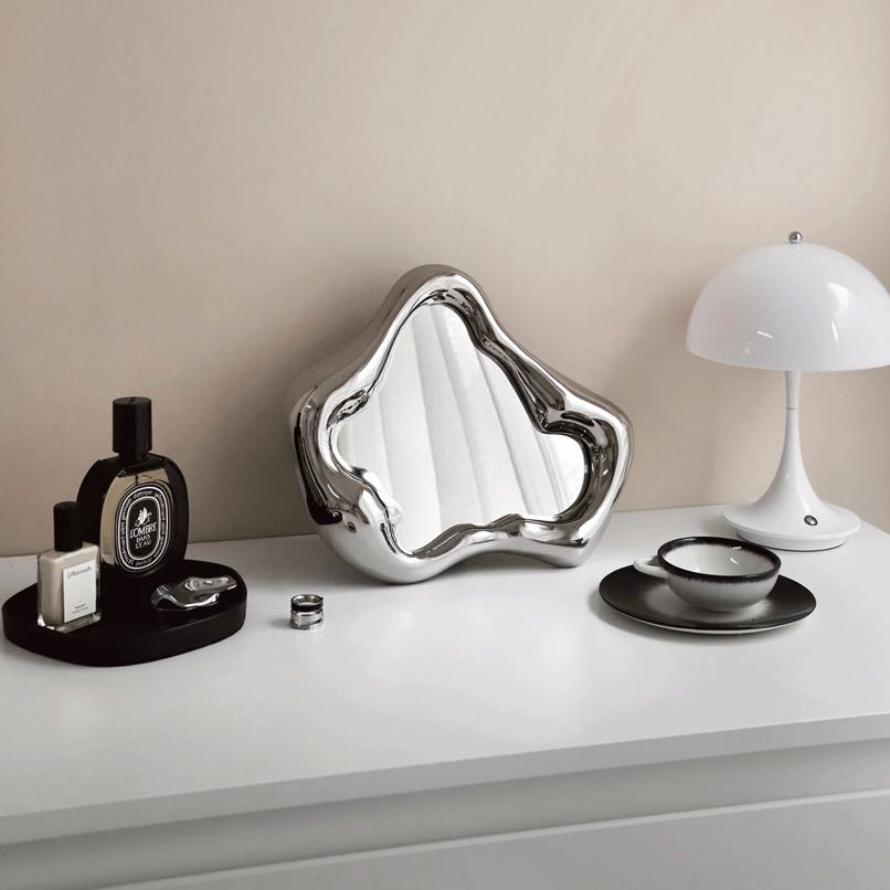 Magic mirror (Pre-order)