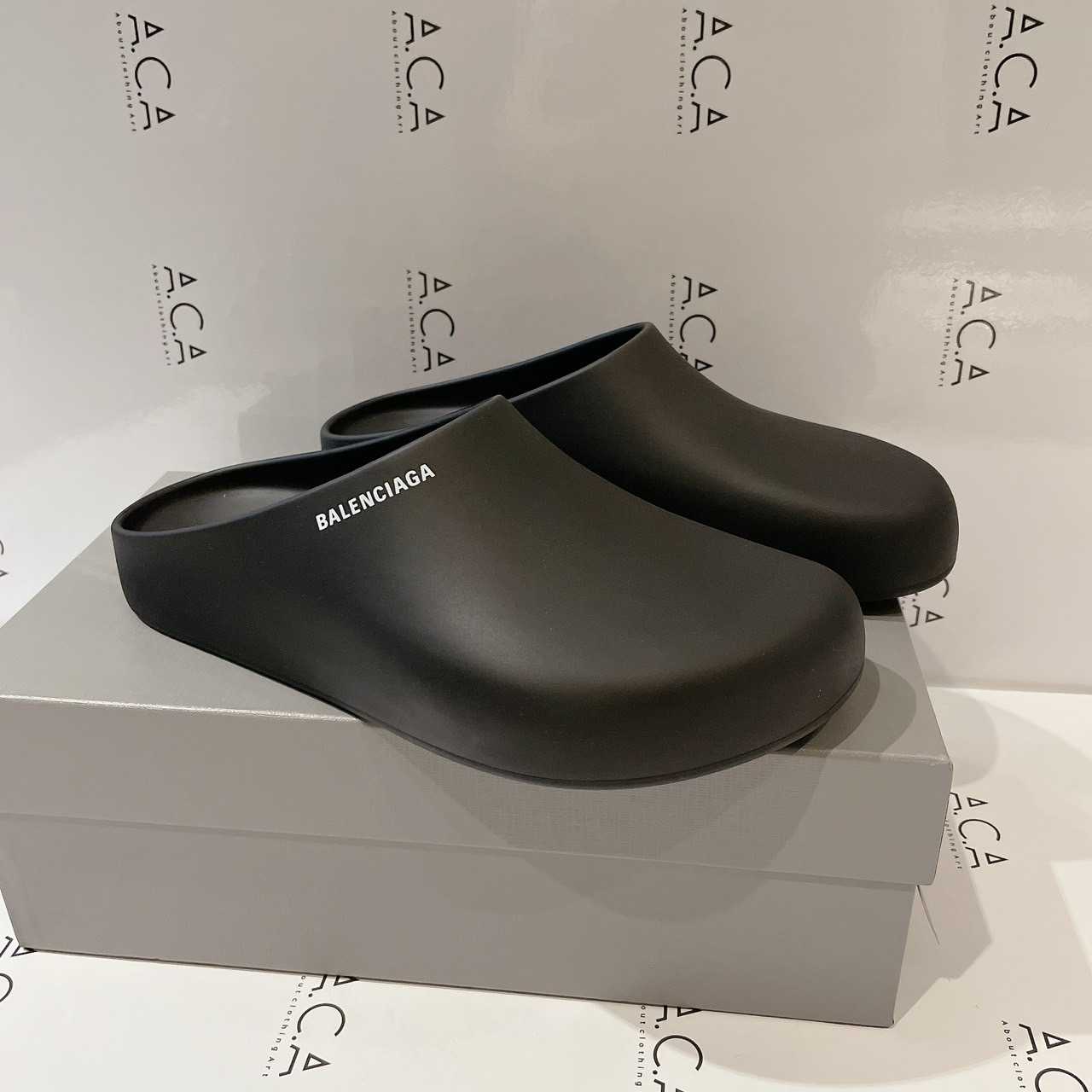 Balenciaga Men's Rubber