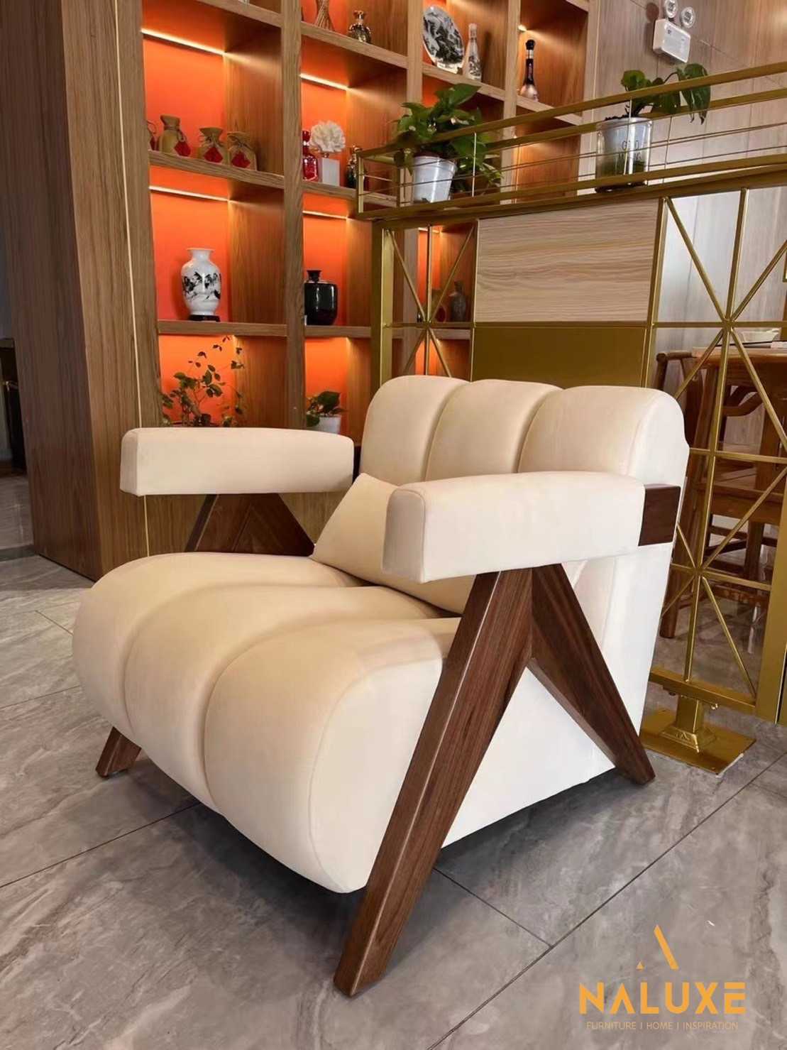 Armchair minimal