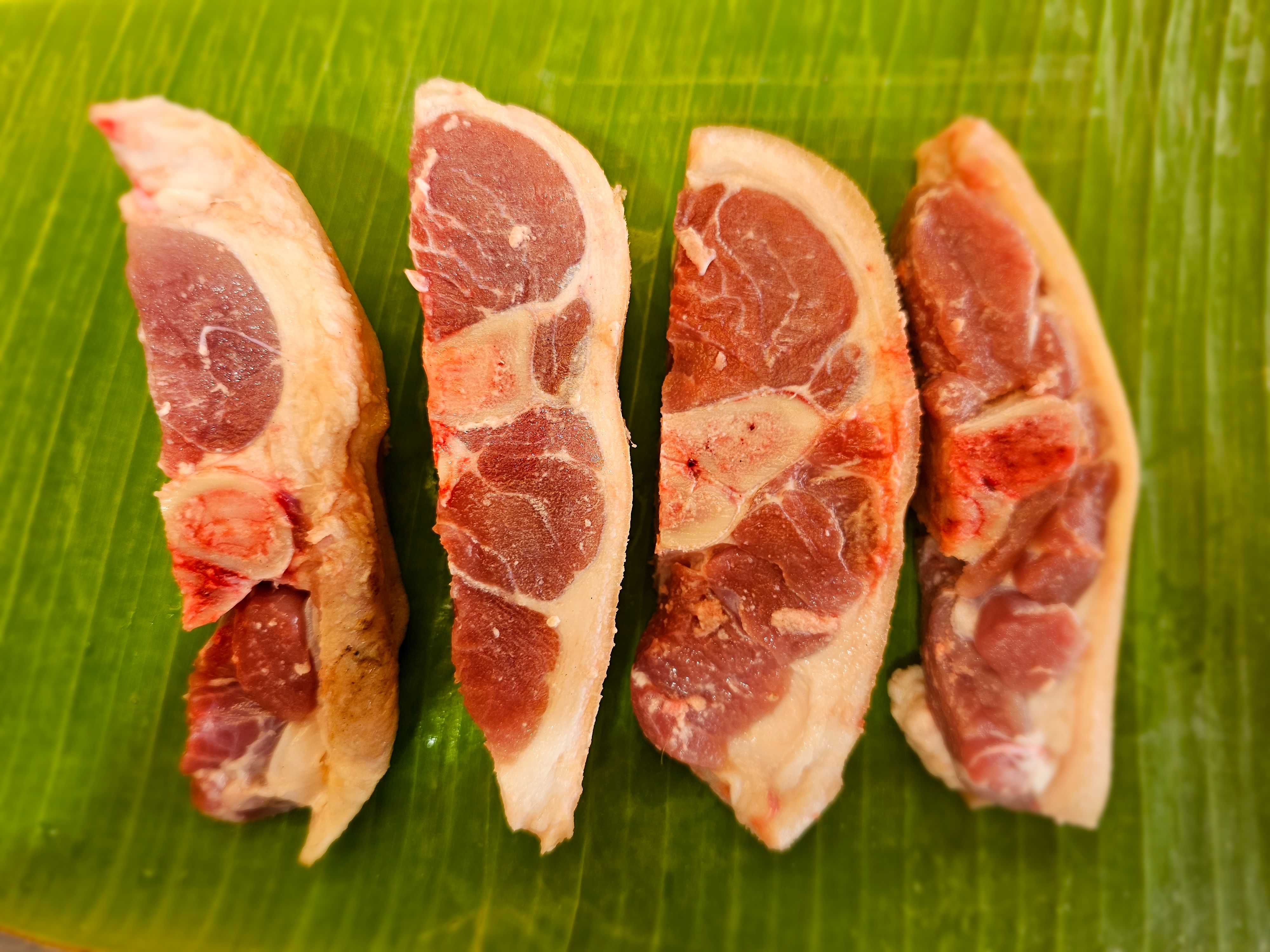 ขาหมูสับ