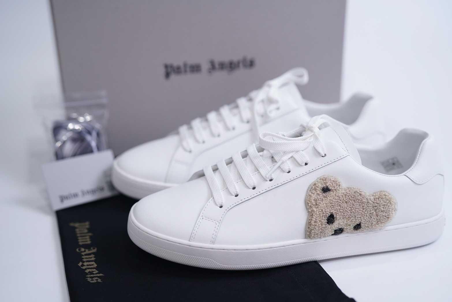 New Palm angels sneakers   🚩(ทักเชทก่อนสั่งซื้อ) 