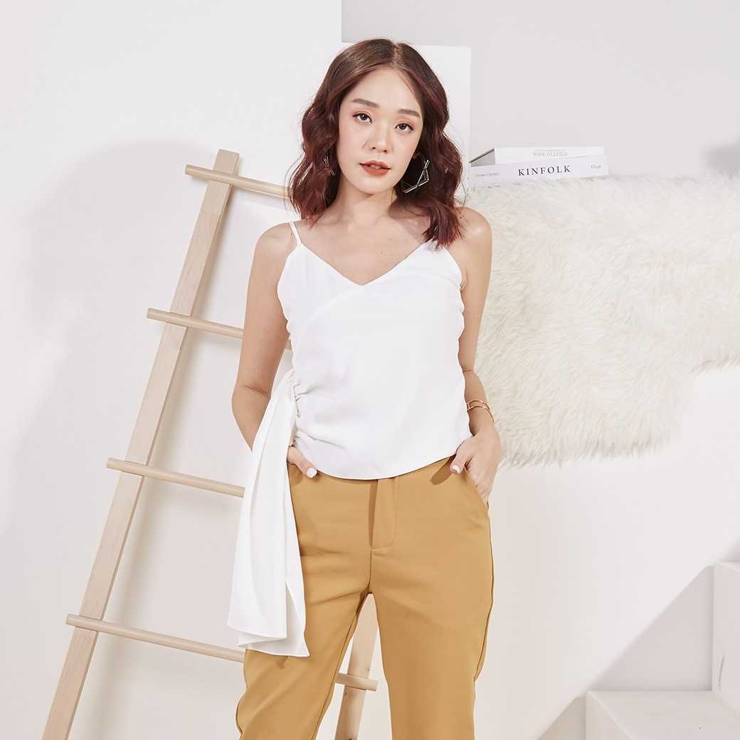 Mila ss19 L15 - เสื้อผู้หญิงสีขาว