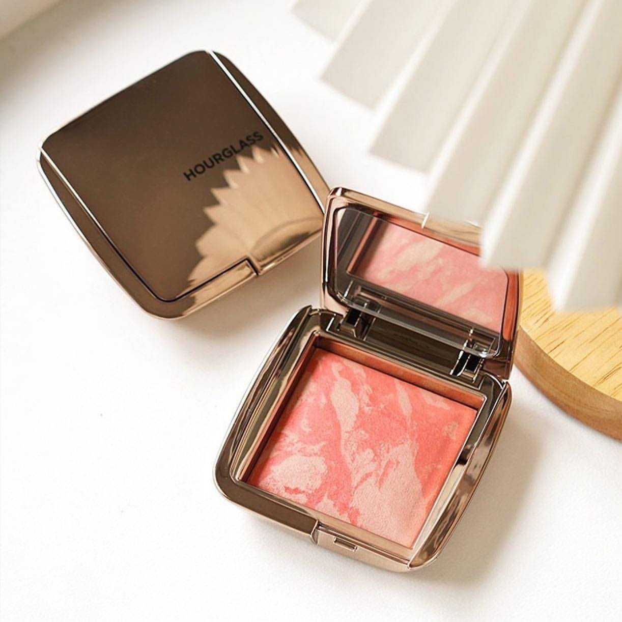 Hourglass Ambient Lighting Blush 4.2g✨สี Dim Infusion