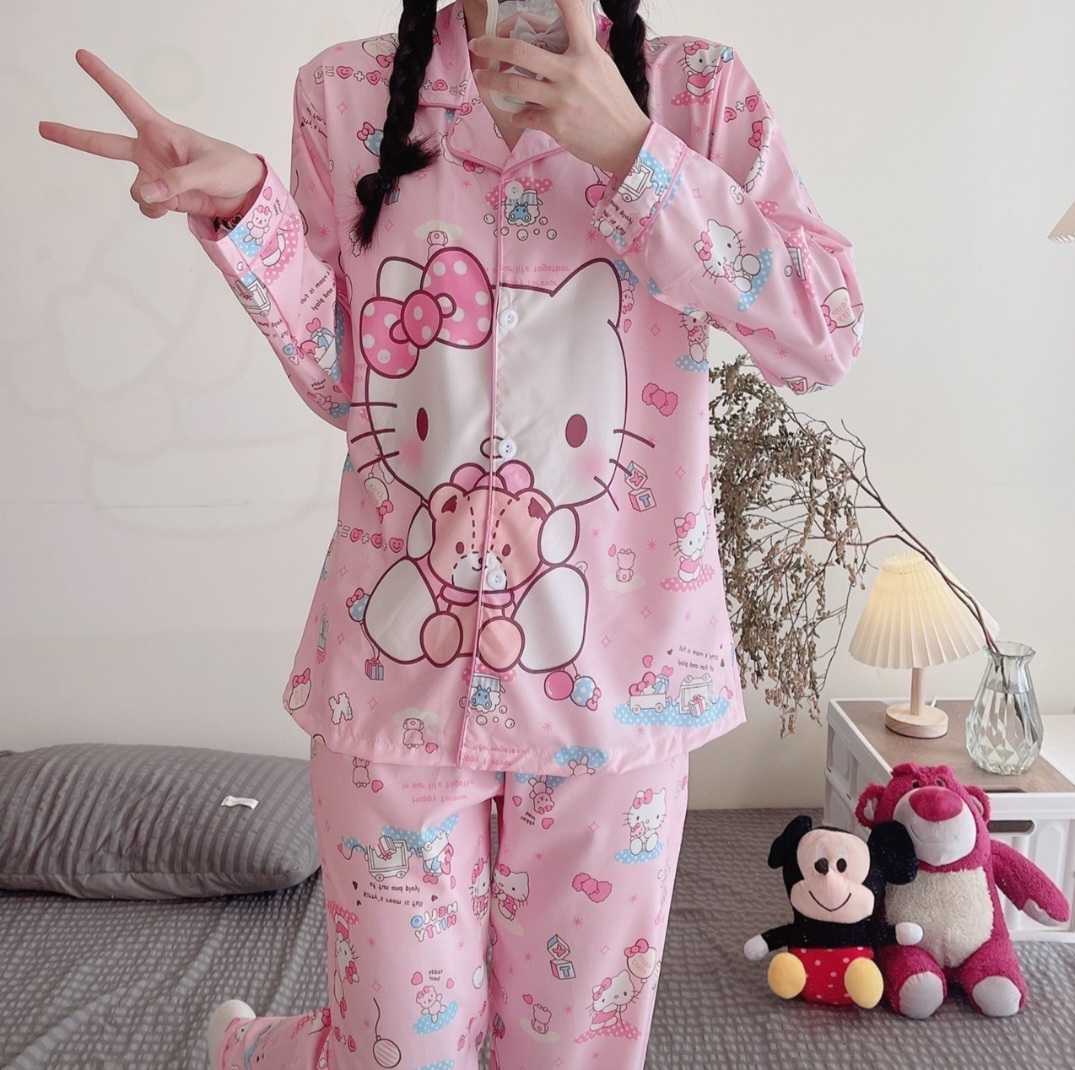 Hello Kitty ลายเข้าใหม่ งานไหมอิตาลี่