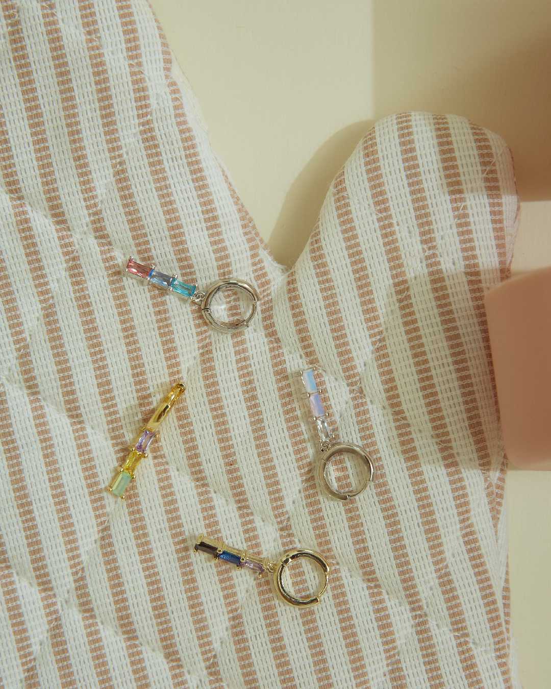 Julys - chopsticks earrings