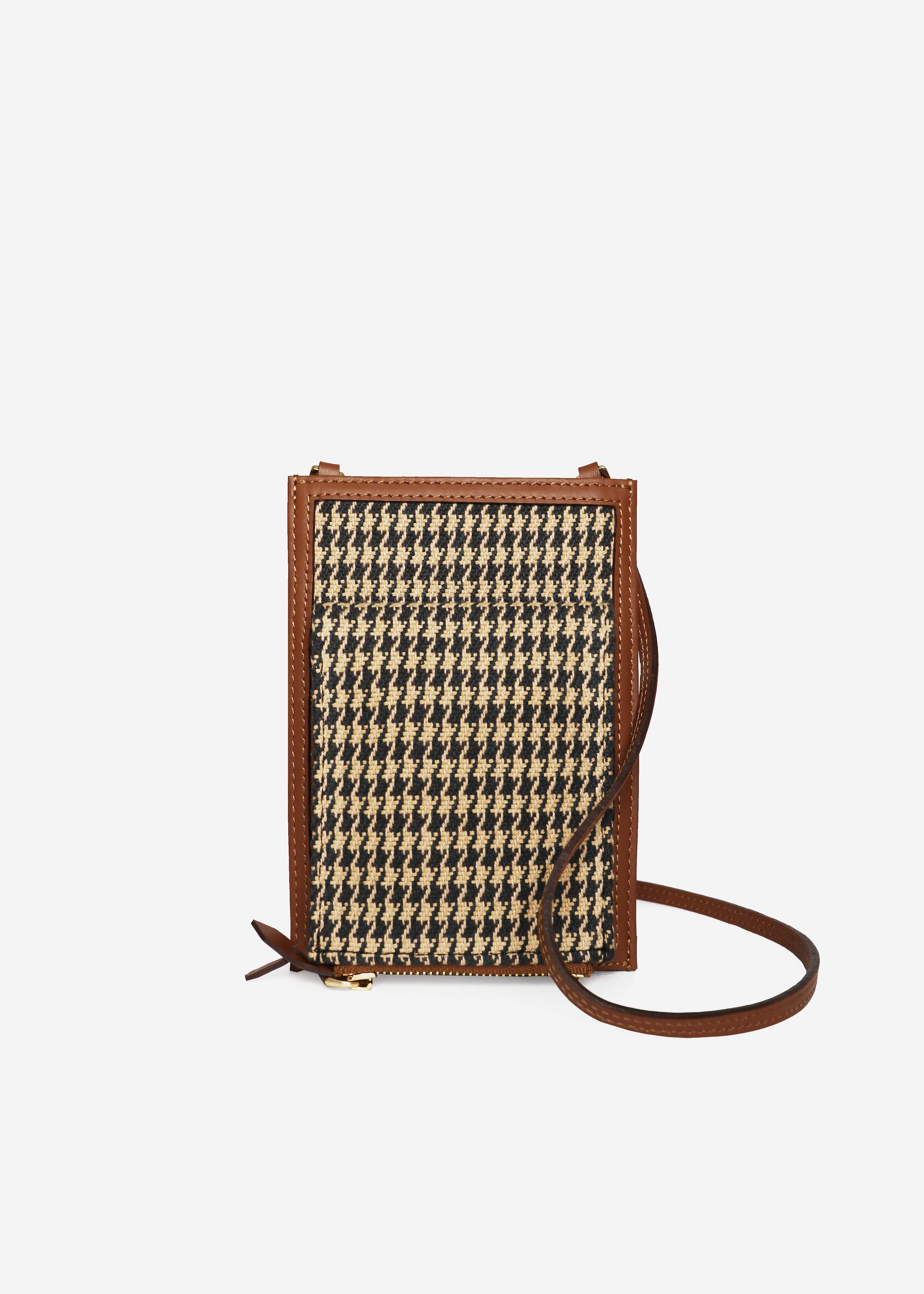 Nikko—Laugh / Caramel with Brown Leather