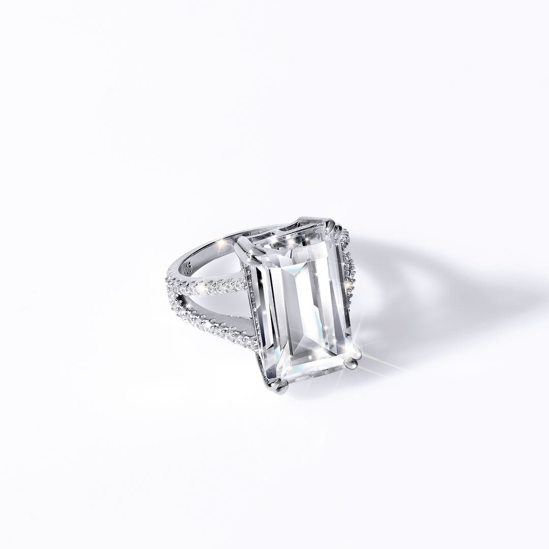 Emerald Double Claw Ring