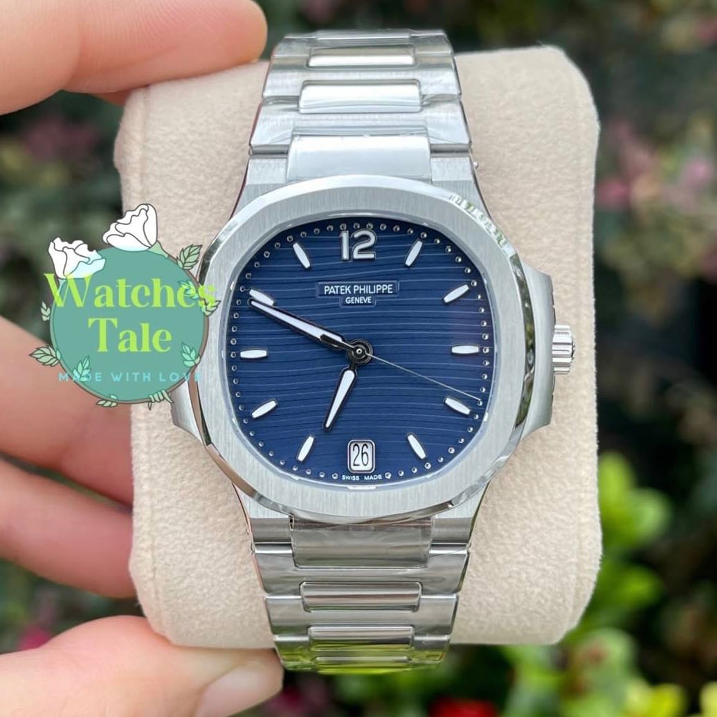 Patek Philippe Nautilus 7118/1A -001 Ladies 35.2mm. 3K