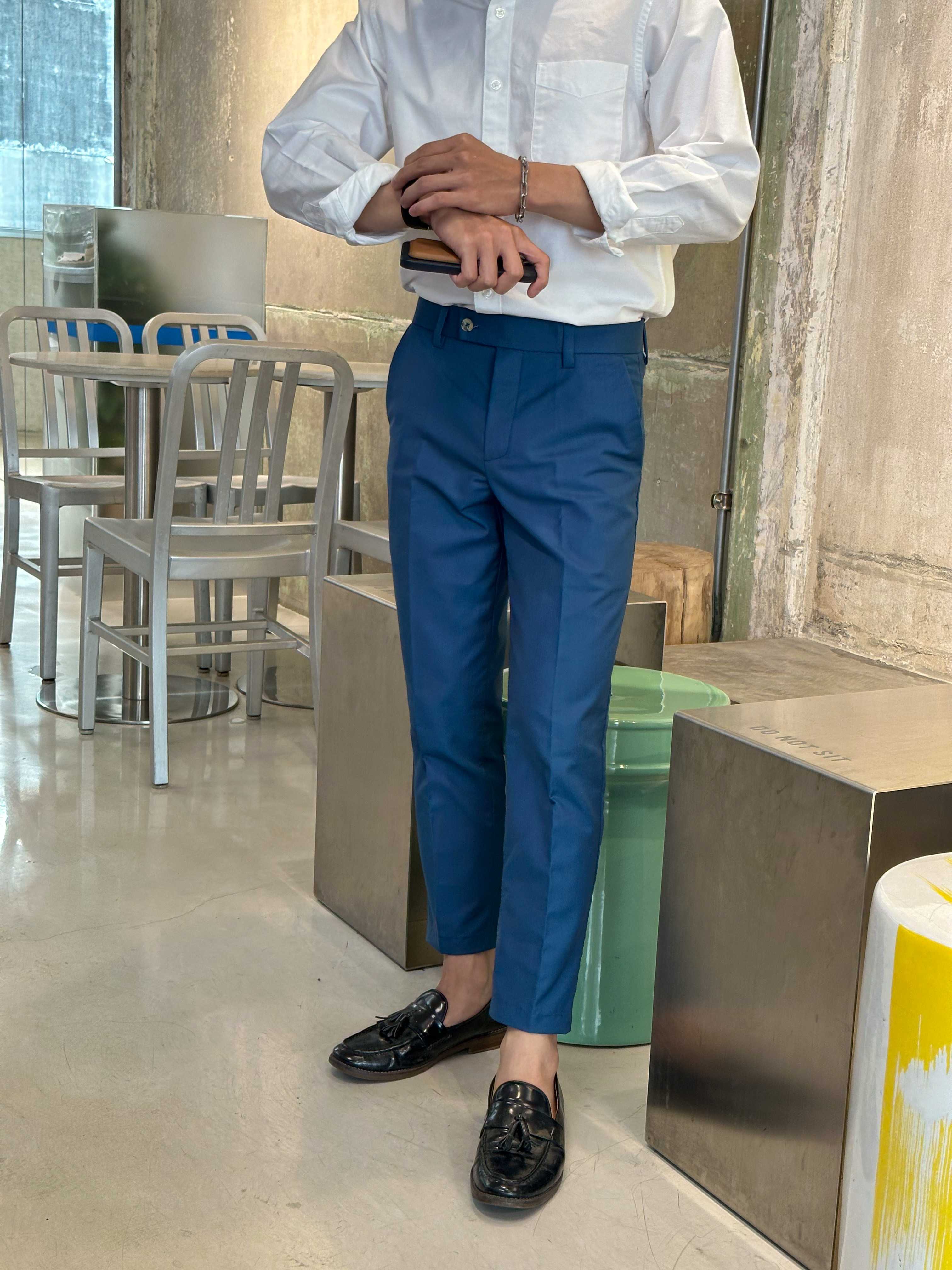 กางเกงผู้ชาย  Signature pants สีน้ำเงิน