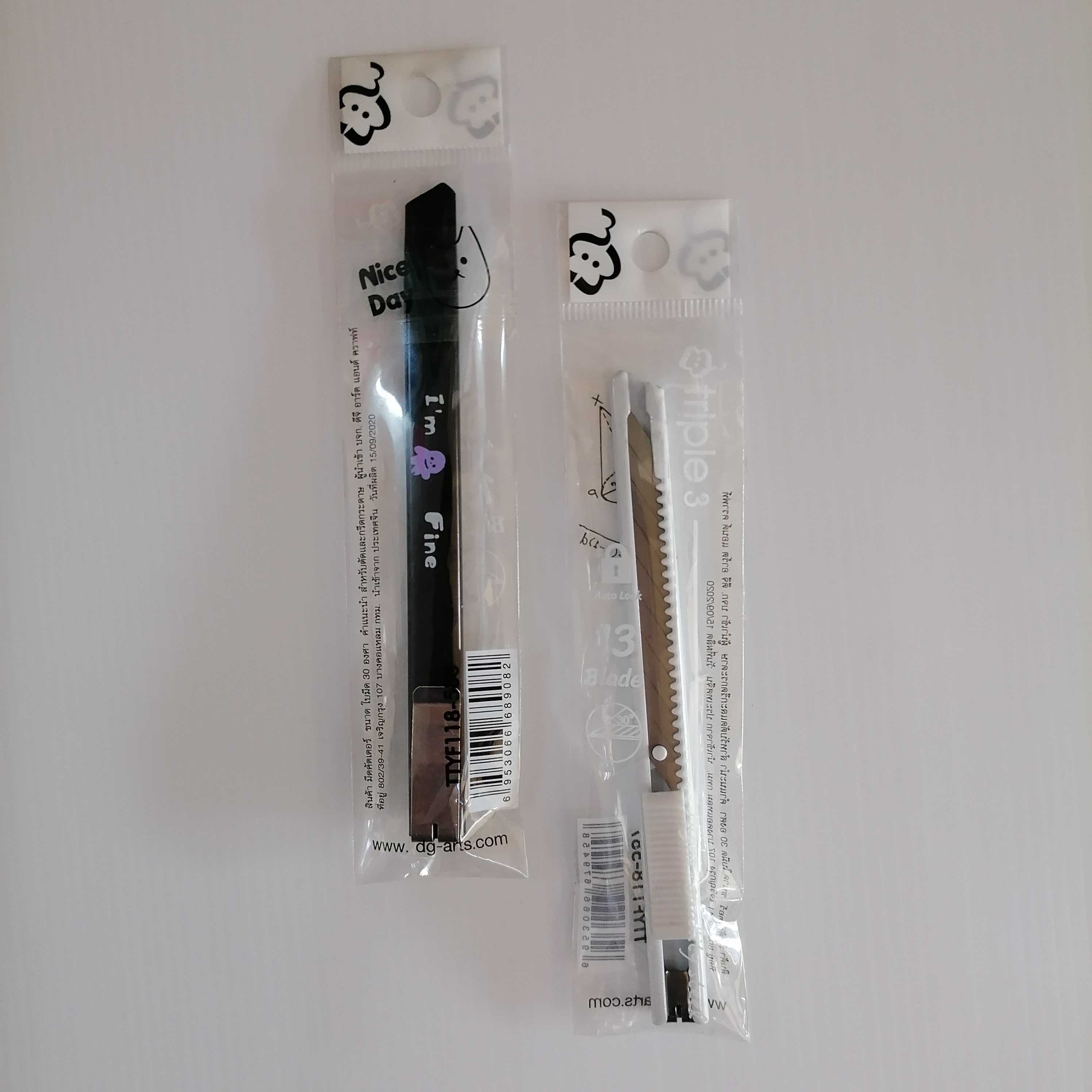 มีดคัตเตอร์ เฉียง 30 องศา คละสี ( 1 อัน)​