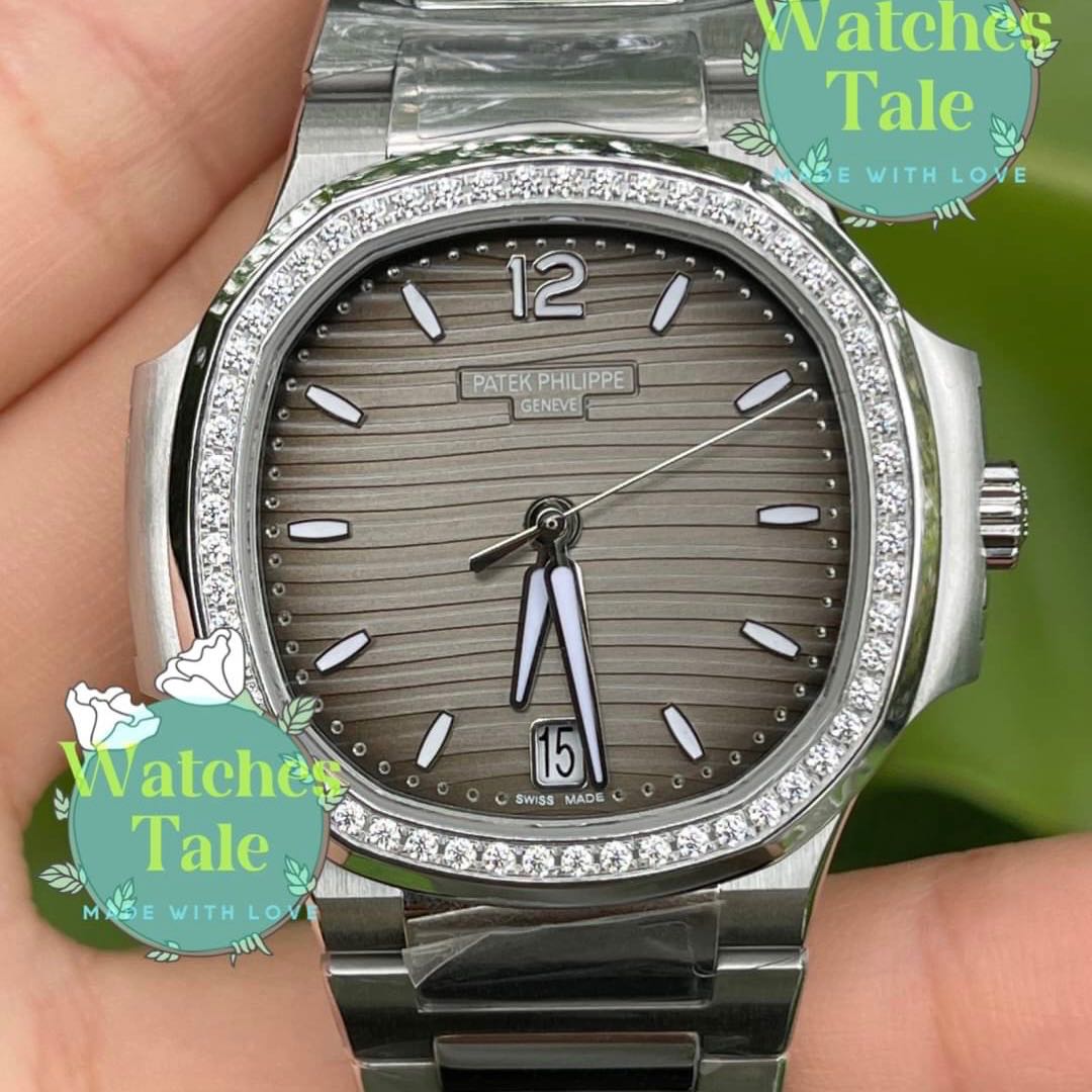 Patek Philippe Nautilus 7118/1200A-001 Ladies 35.2mm. 3K