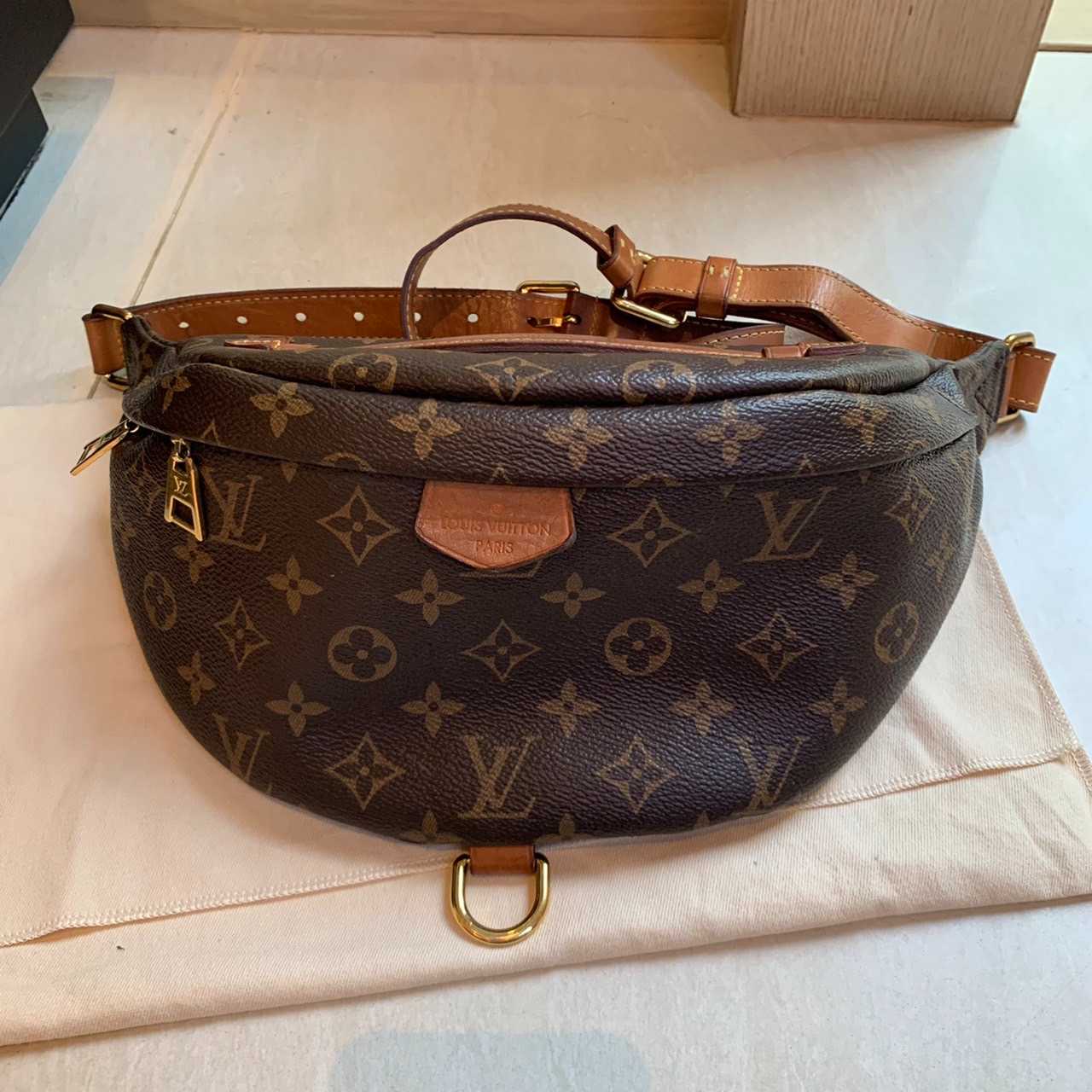 CO230107899 / Lv / Bumbag