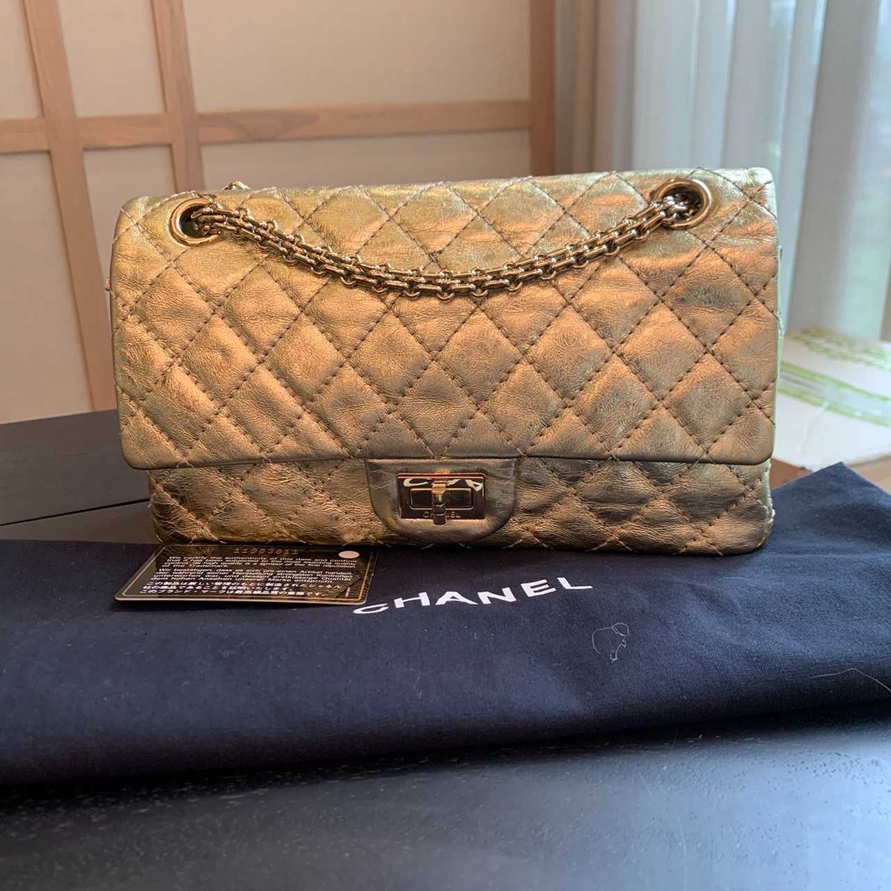 CO230208835 / Chanel / Reissue 2.55 Calfskin GHW