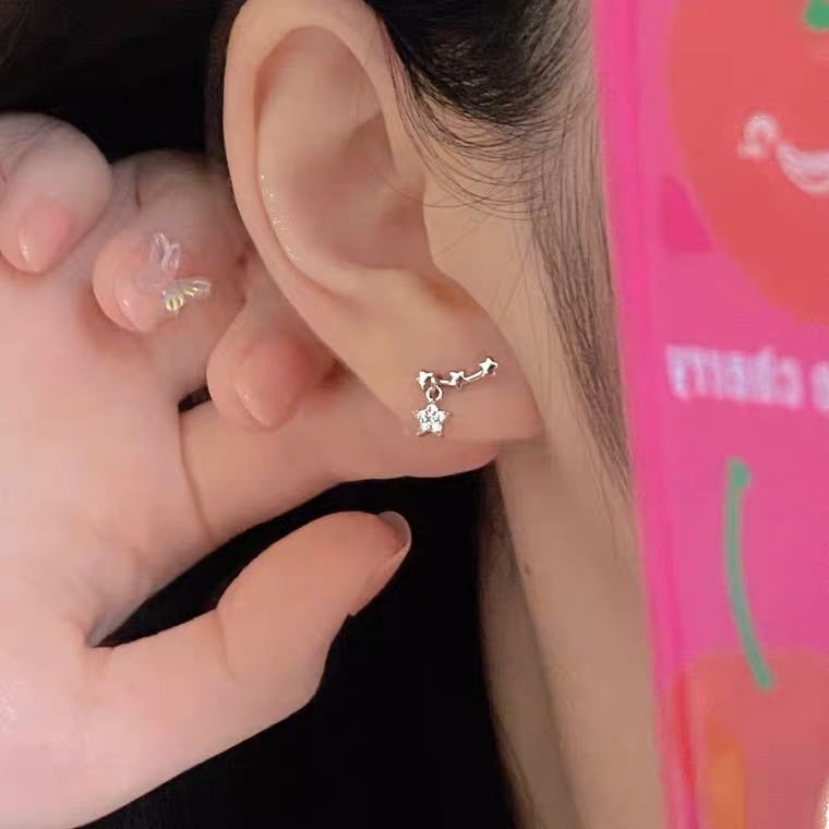 พร้อมส่ง✅ต่างหูดาวตกรุ่นนี้น่ารักแม้กกก✨