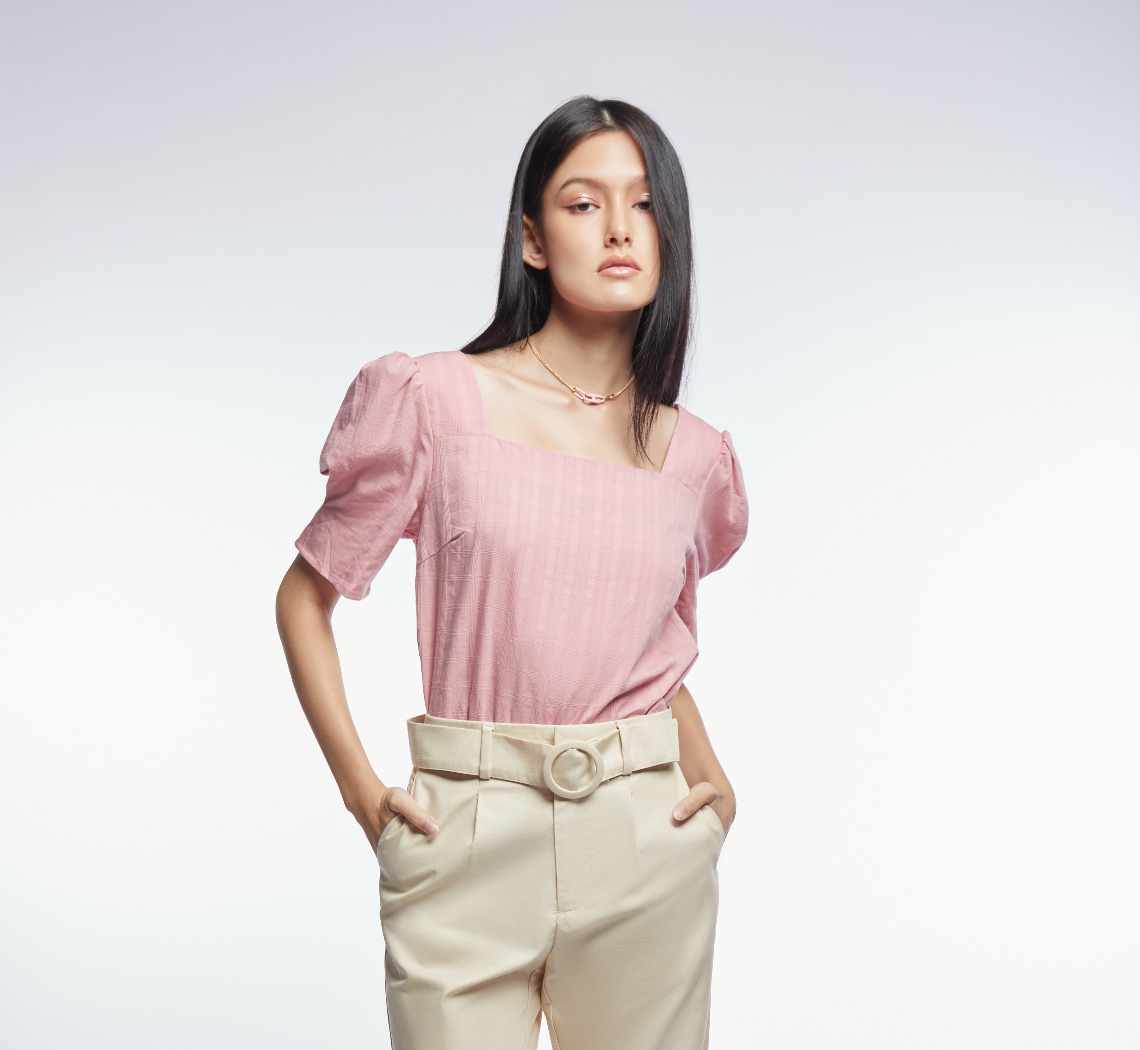 เสื้อเบลาส์คอเหลี่ยมทรงแขนพอง | 00838