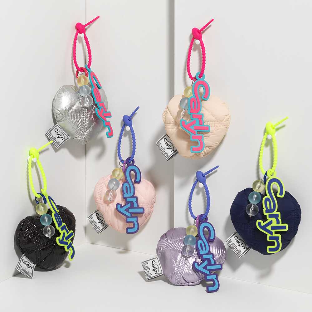 🔥 พรีออเดอร์ 2-3 weeks 🔥 พวงกุญแจ Carlyn Cotton Heart Bag Charm