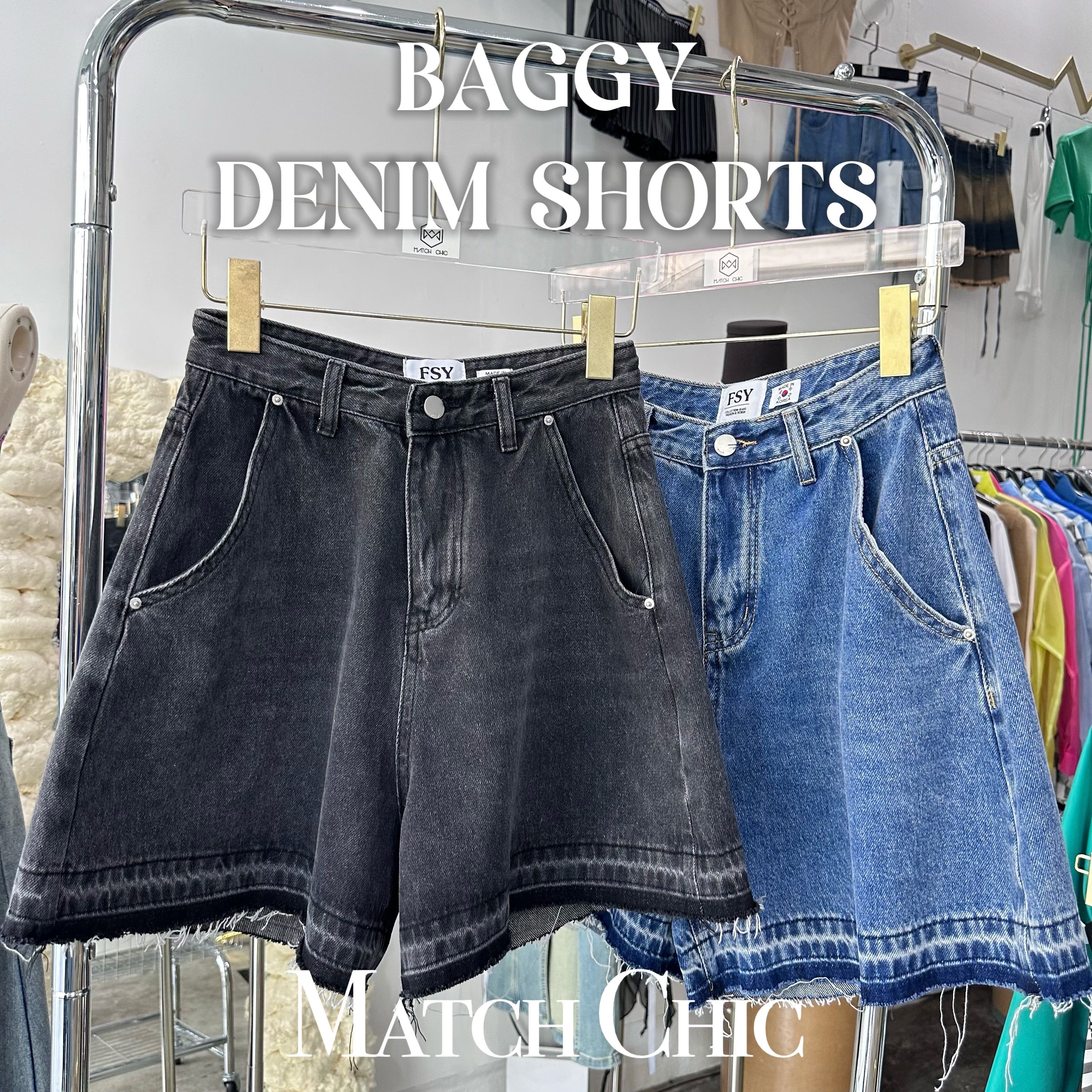 BAGGY DENIM SHORTS