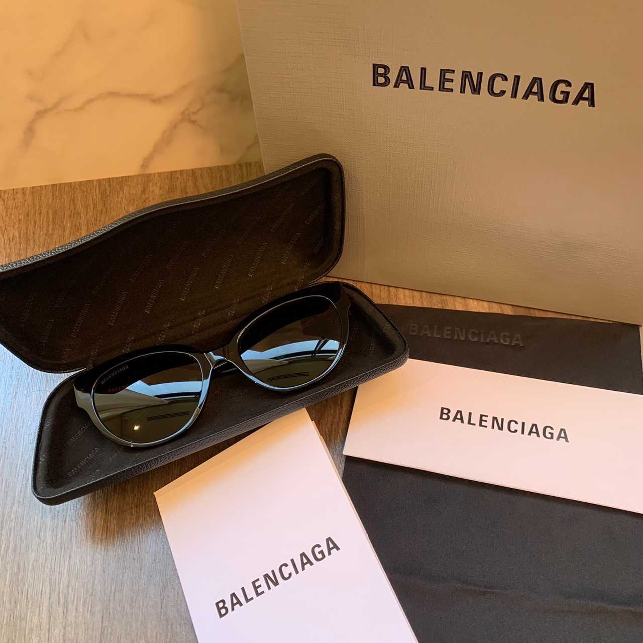 BU221207666 / Balenciaga / Sunglasses