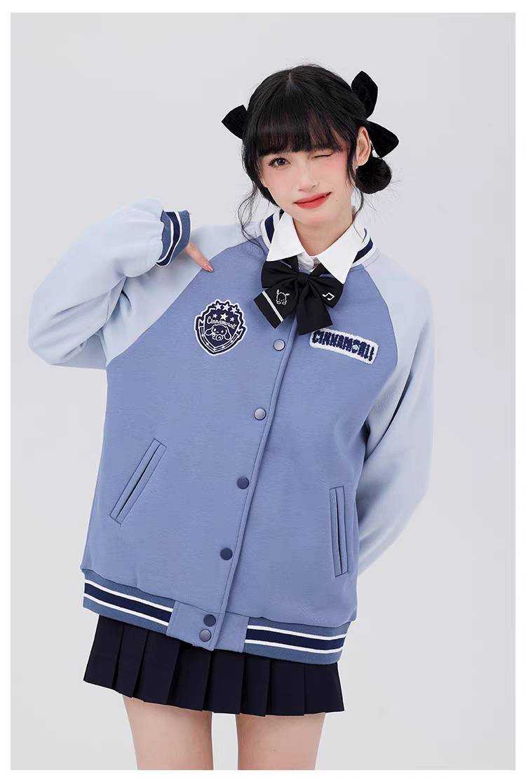 (พร้อมส่ง)Kyouko x Sanrio เสื้อแจ็คเก็ตเบสบอลคุโรมิ ชินนามอนโรล เสื้อกันหนาว ลิขสิทธิ์แท้
