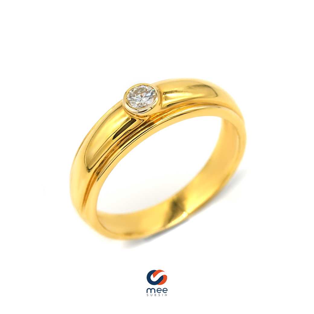 แหวนเพชรเดี่ยวปลอกมีด 0.10 กะรัต ตัวเรือนทองคำ 18k [RG230072]