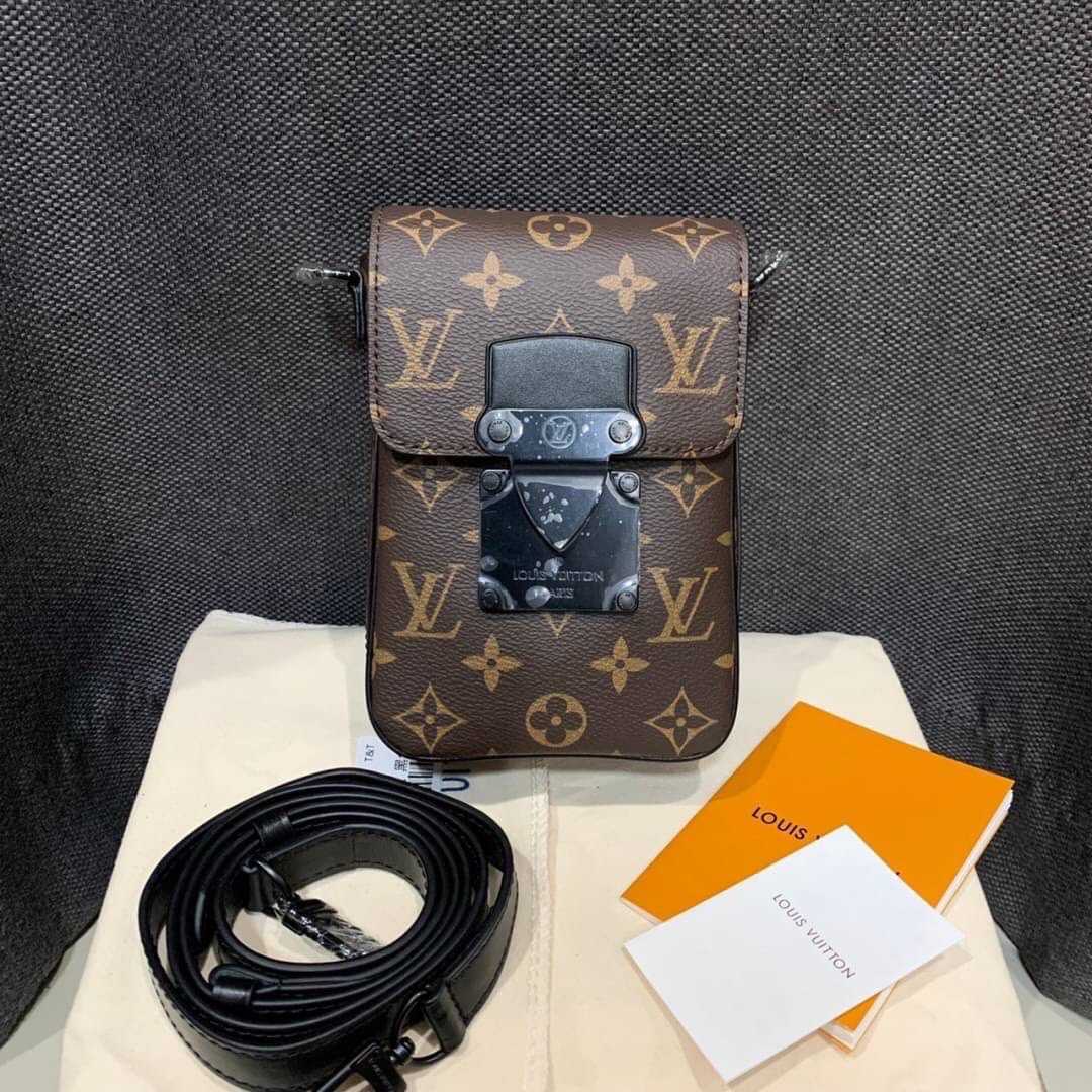 LOUIS VUITTON S-LOCK VERTICAL MONOGRAM WEARABLE WALLET CROSSBODY BAG กระเป๋าหลุยส์