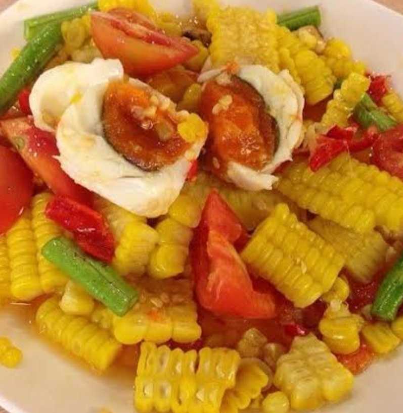 ตำข้าวโพดไข่เค็ม