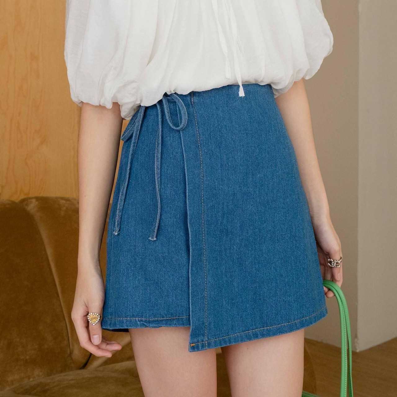 Kimmame - กระโปรง รุ่น Bow Denim Shorts Skirt 2 สี