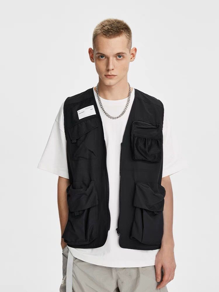 [pre] Asymmetric Splicing Vest