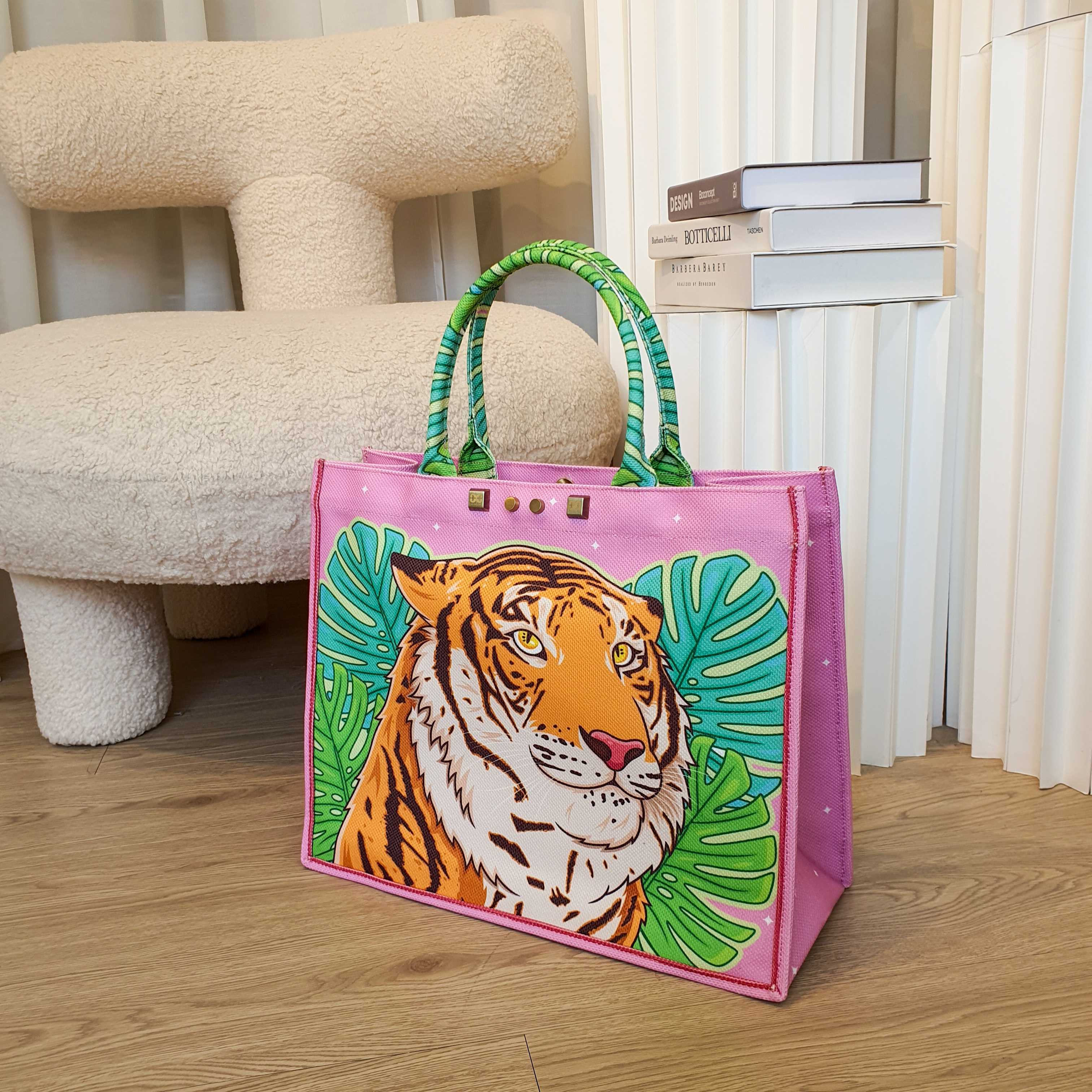 MEDIUM TOTE BAG ​- Tiger's Dreaming