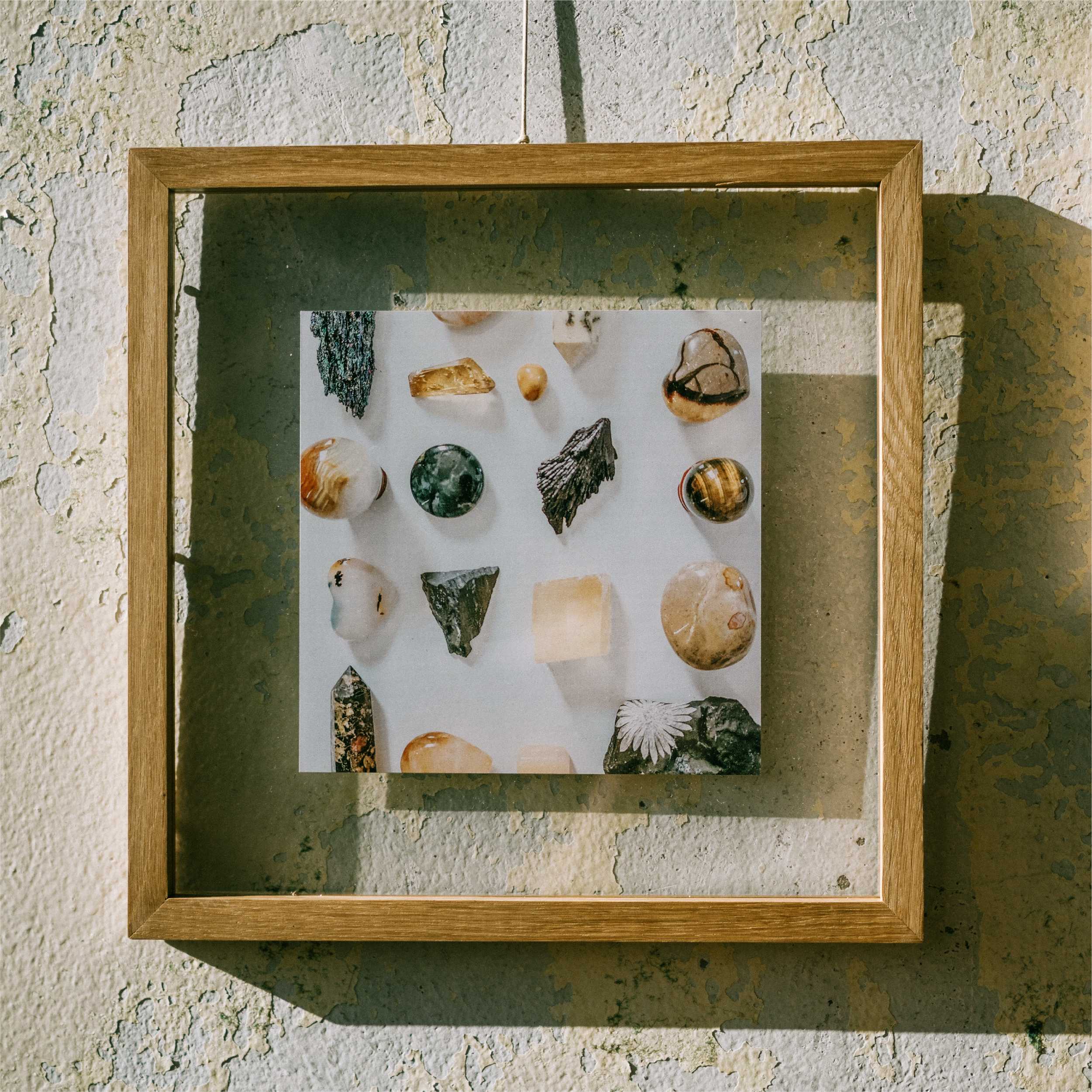 กรอบรูปแขวนผนัง WOODEN WALL FRAME : 20x20 cm ไวท์โอ๊ค