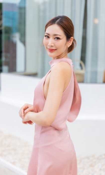 Jenner DRESS สีชมพู Size M Brown BKK